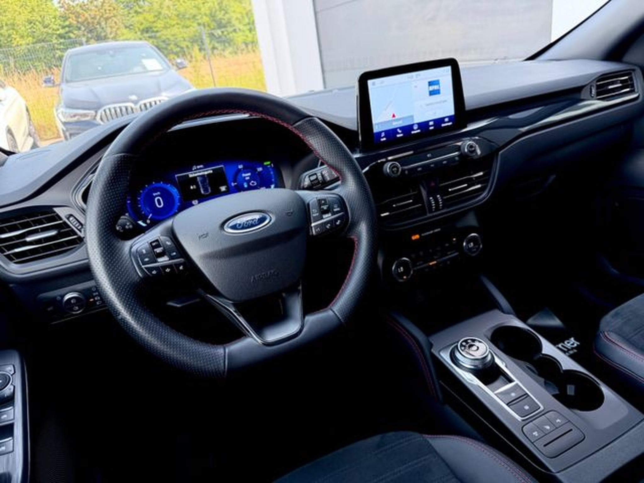 Ford Kuga Kuga 2.5 Hybrid 4x4 ST-Line X /LED/ACC/CAM/ (2022) - Photo 9