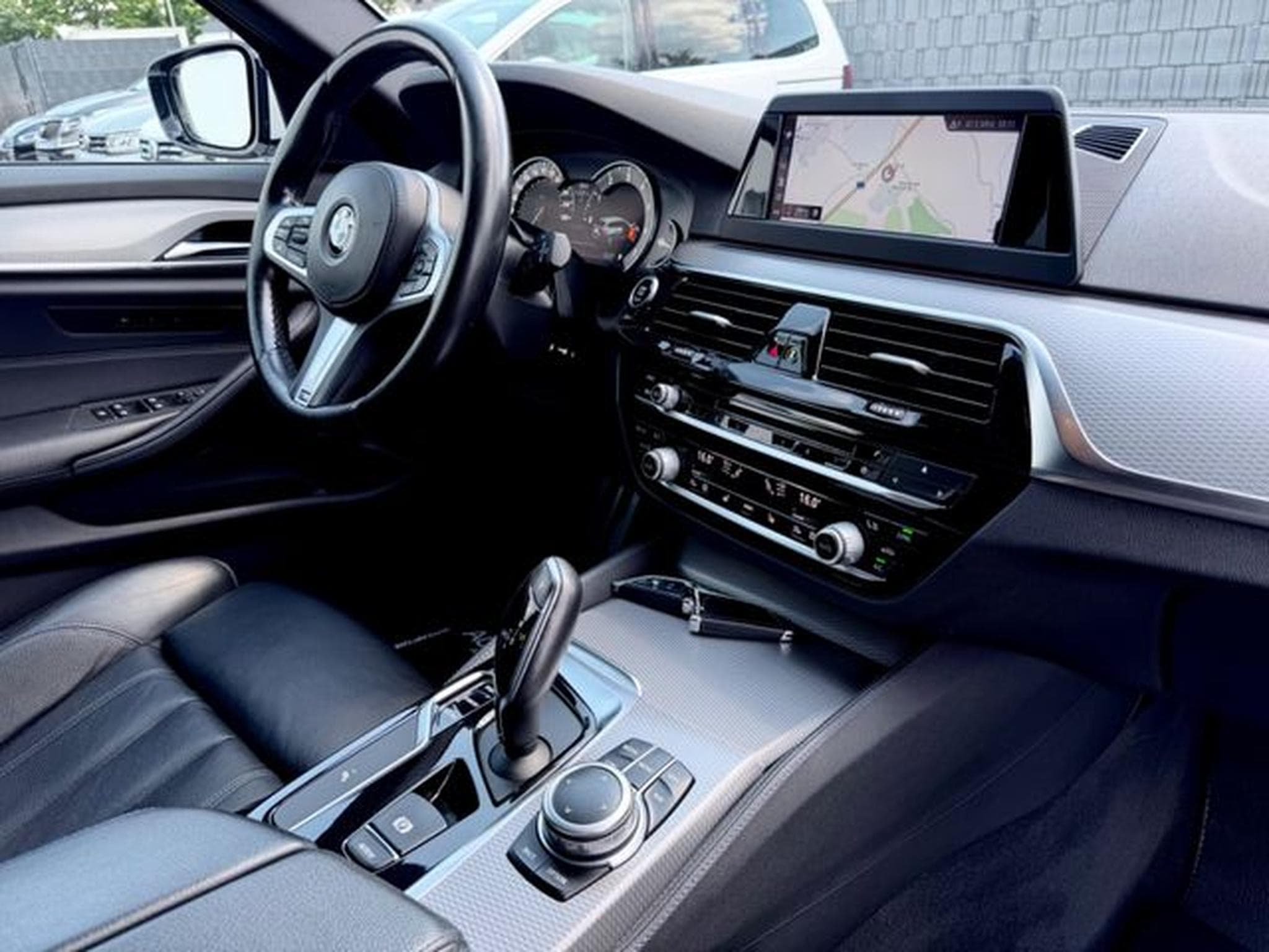 BMW 540 540i Touring xDrive M Sport Paket /LED/ACC/HUD/ (2018) - Photo 12