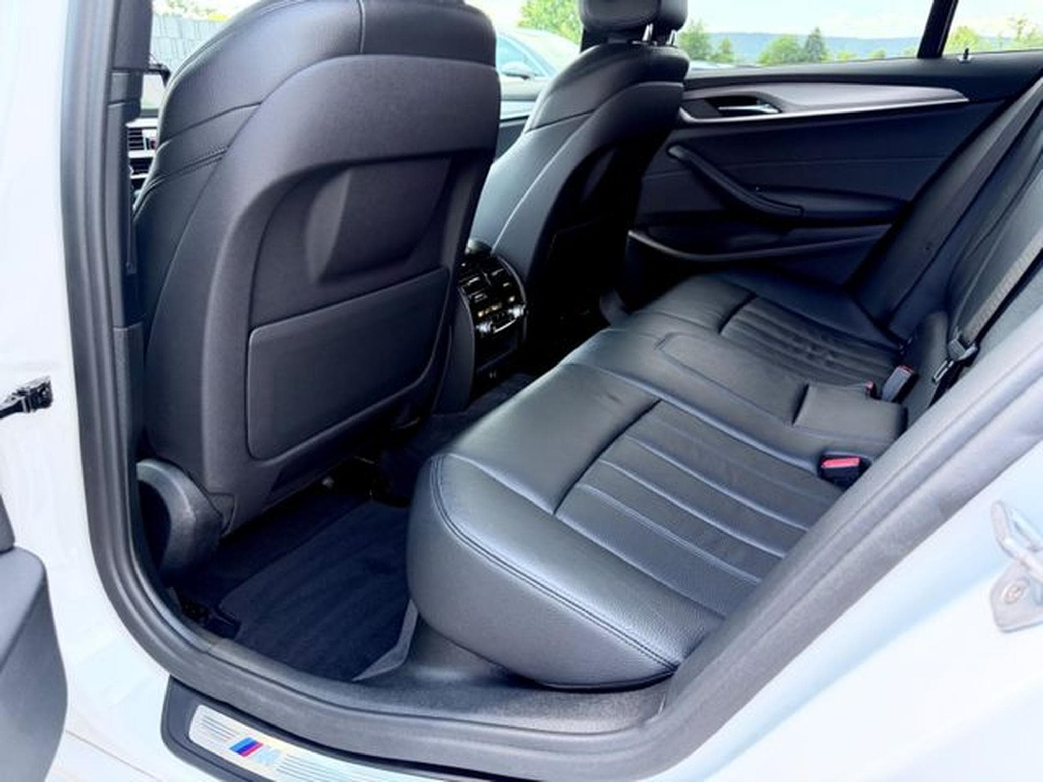 BMW 540 540i Touring xDrive M Sport Paket /LED/ACC/HUD/ (2018) - Photo 14