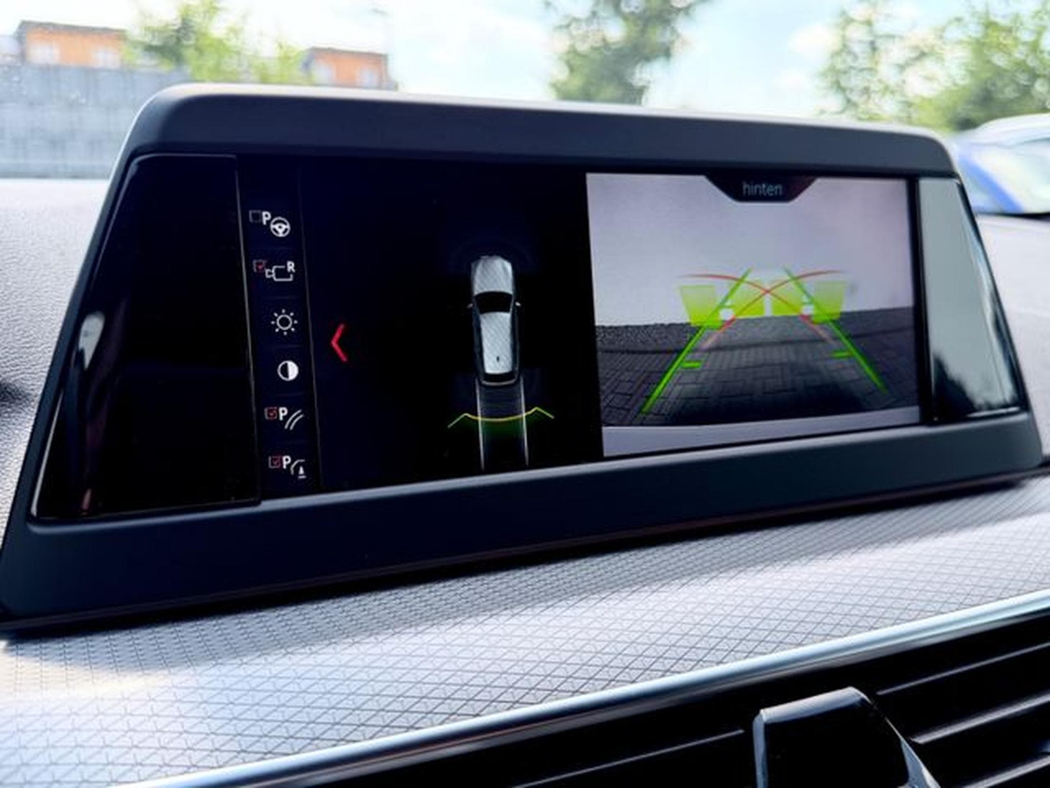 BMW 540 540i Touring xDrive M Sport Paket /LED/ACC/HUD/ (2018) - Photo 21