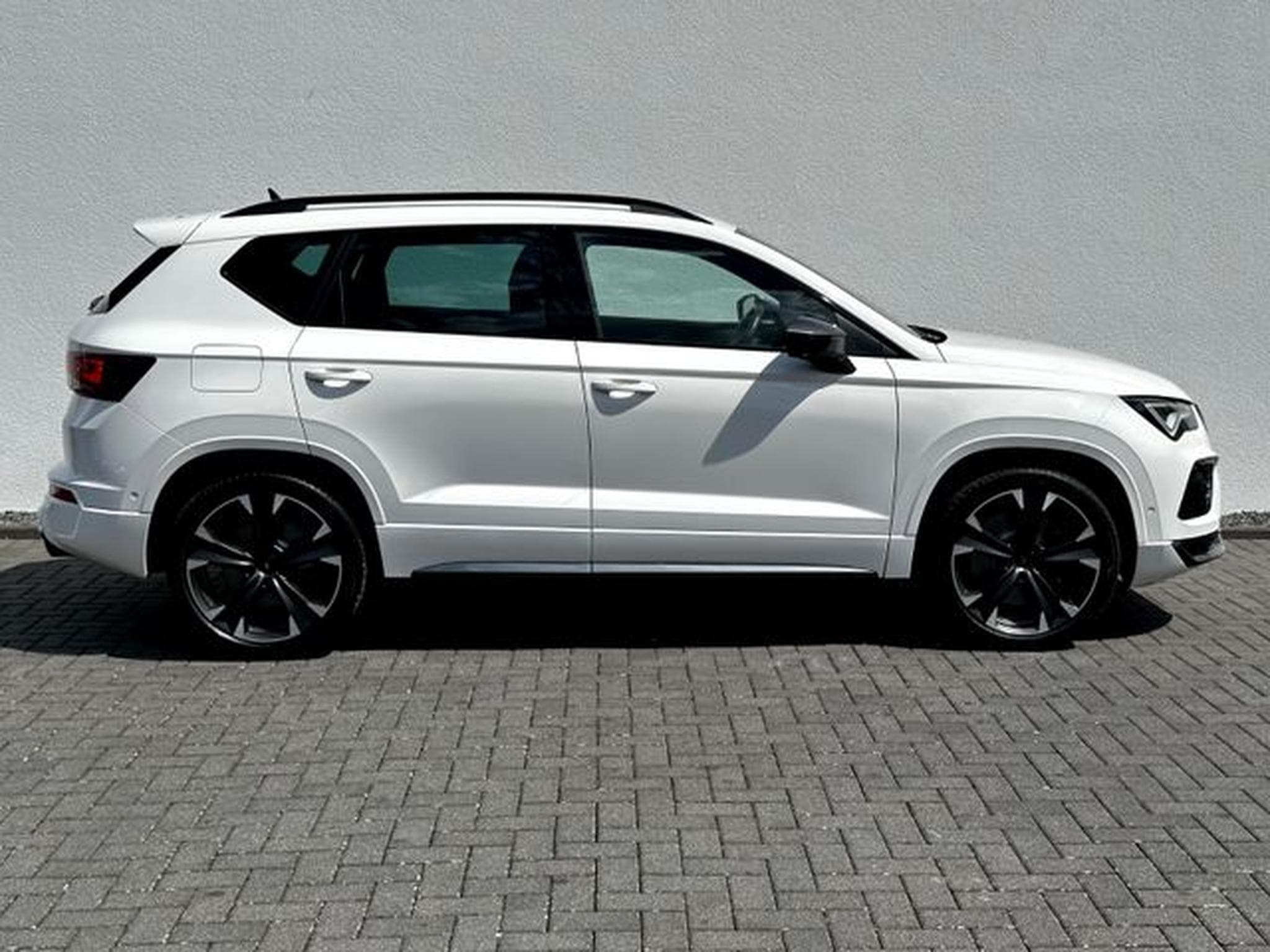 Cupra Ateca Ateca VZ 2.0 TSI DSG 4Drive /NAVI/LED/360°CAM/ (2022) - Foto 4
