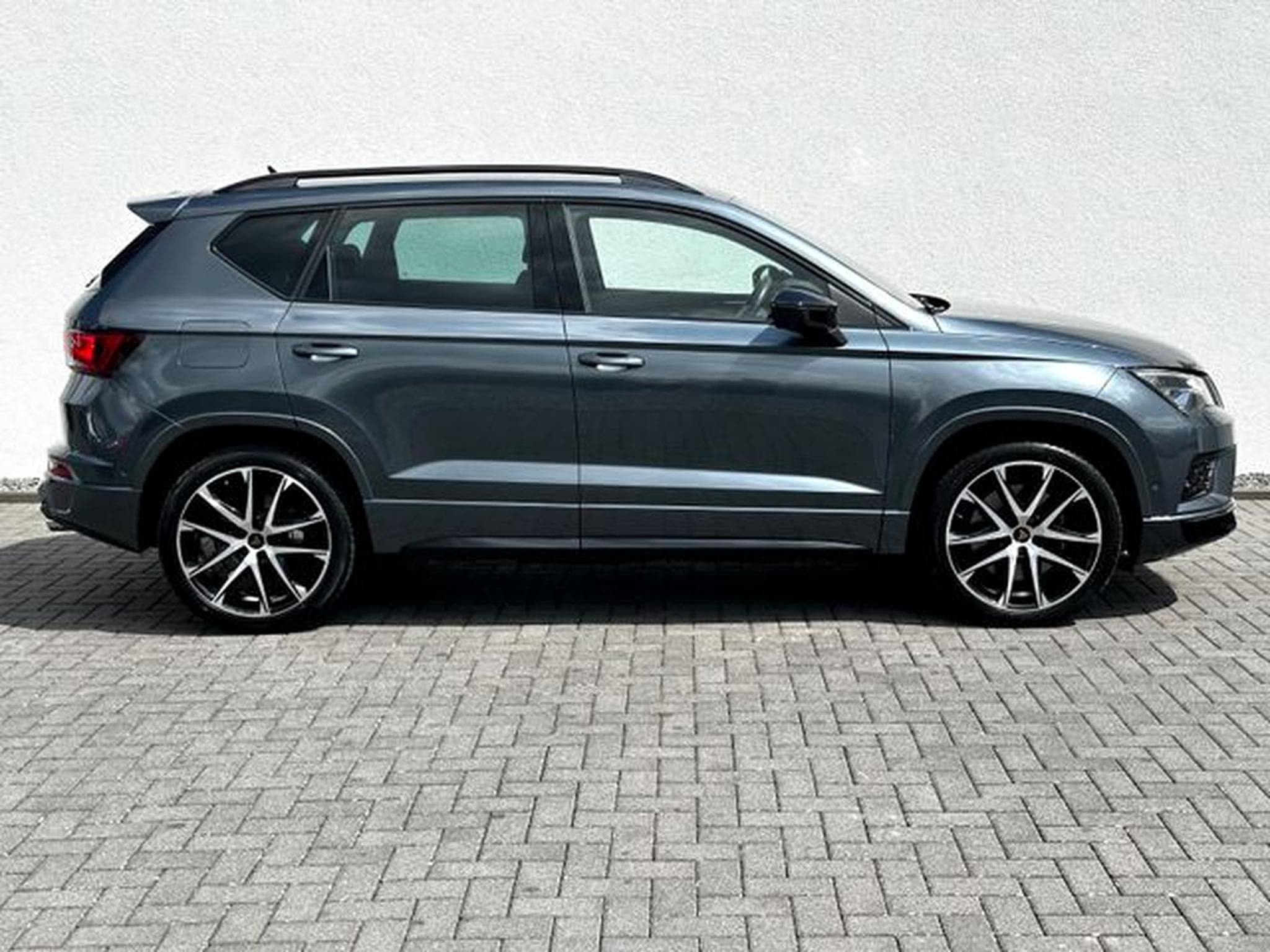 Cupra Ateca Ateca VZ 2.0 TSI DSG 4Drive /NAVI/LED/ACC/360CAM (2020) - Foto 4