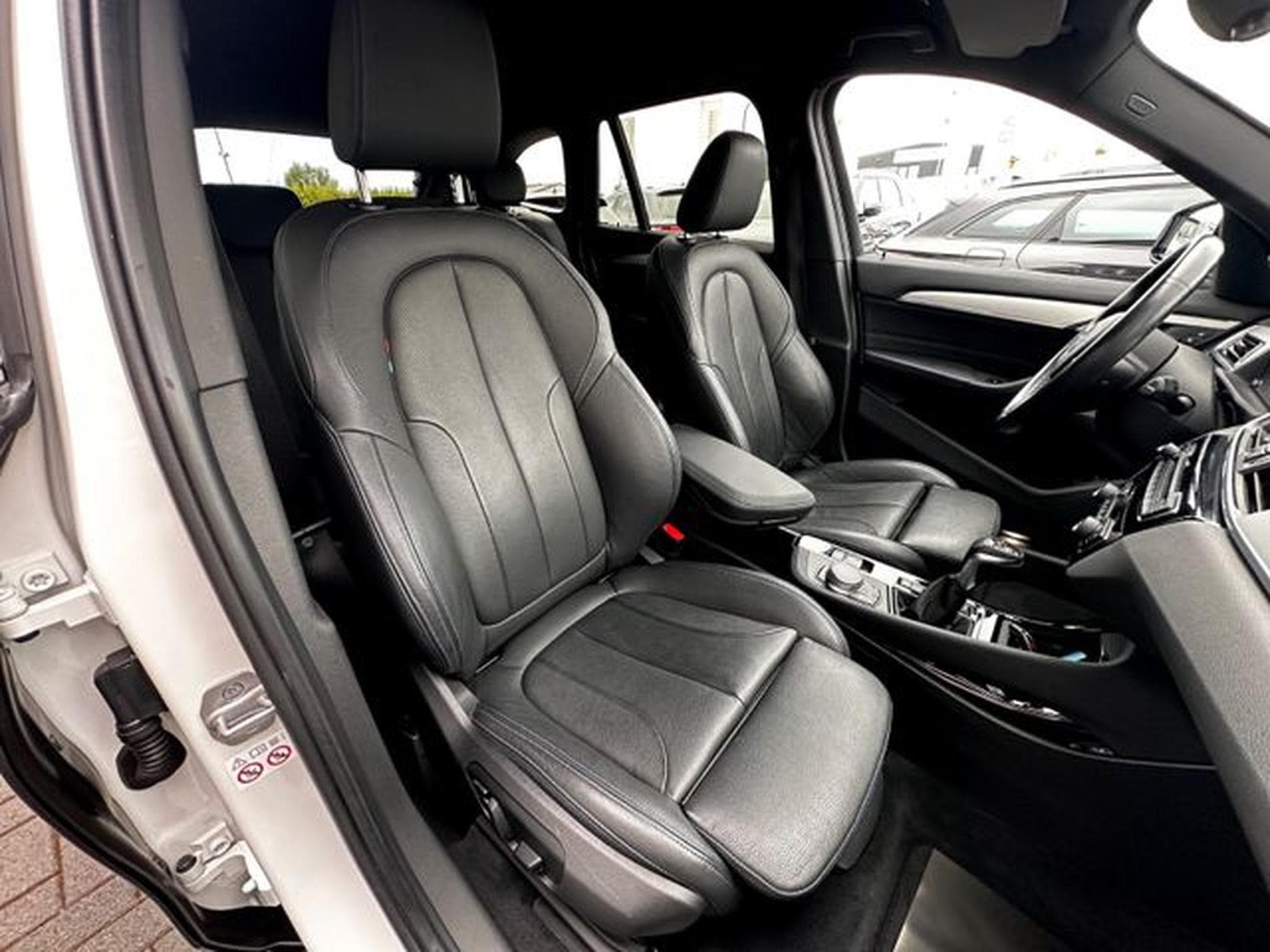 BMW X1 X1 xDrive 20i M Sport Paket/LED/HUD/CAM/GARANTIE (2017) - Photo 14