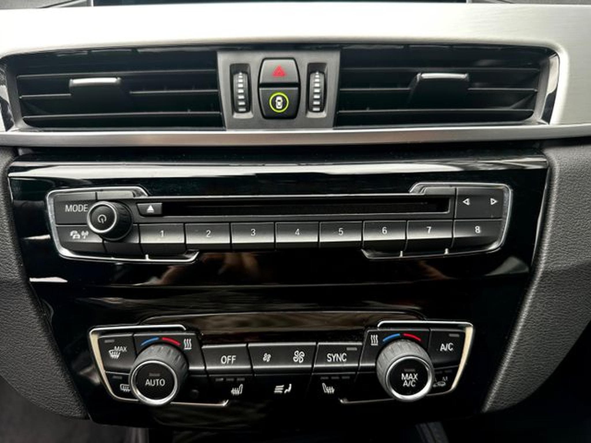 BMW X1 X1 xDrive 20i M Sport Paket/LED/HUD/CAM/GARANTIE (2017) - Photo 29