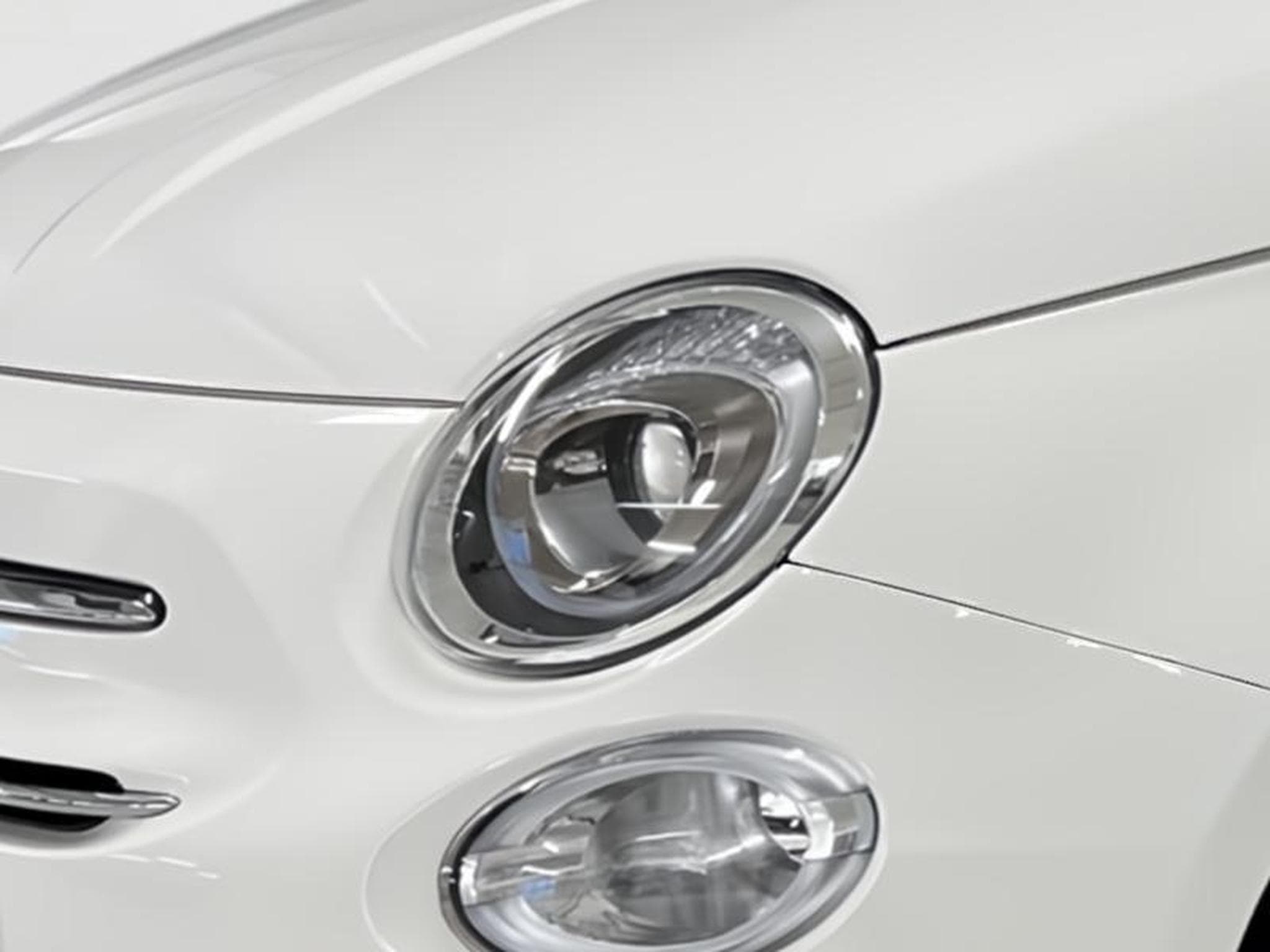 Fiat 500 Hybrid (2023) - Photo 3