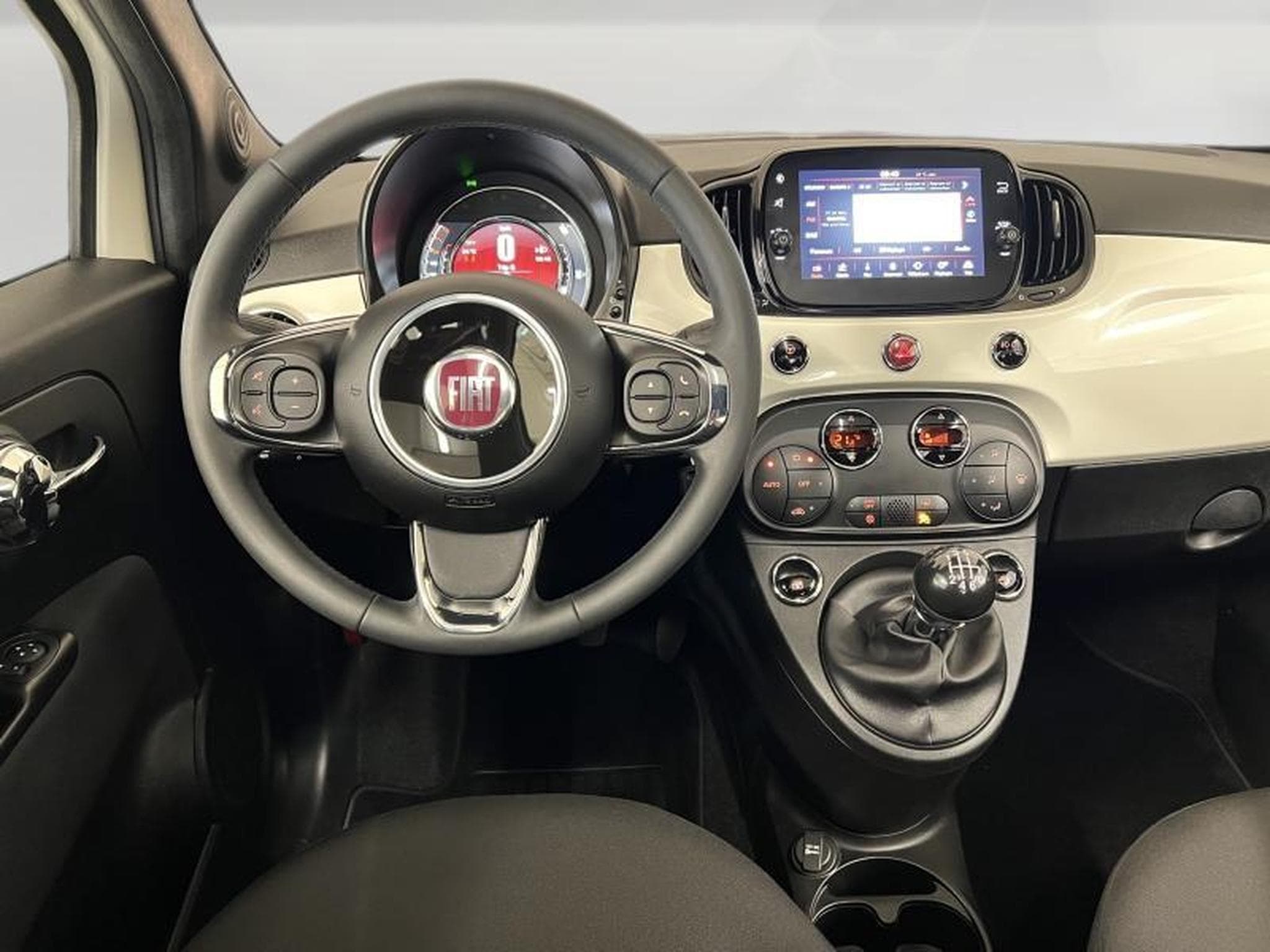 Fiat 500 Hybrid (2023) - Photo 14