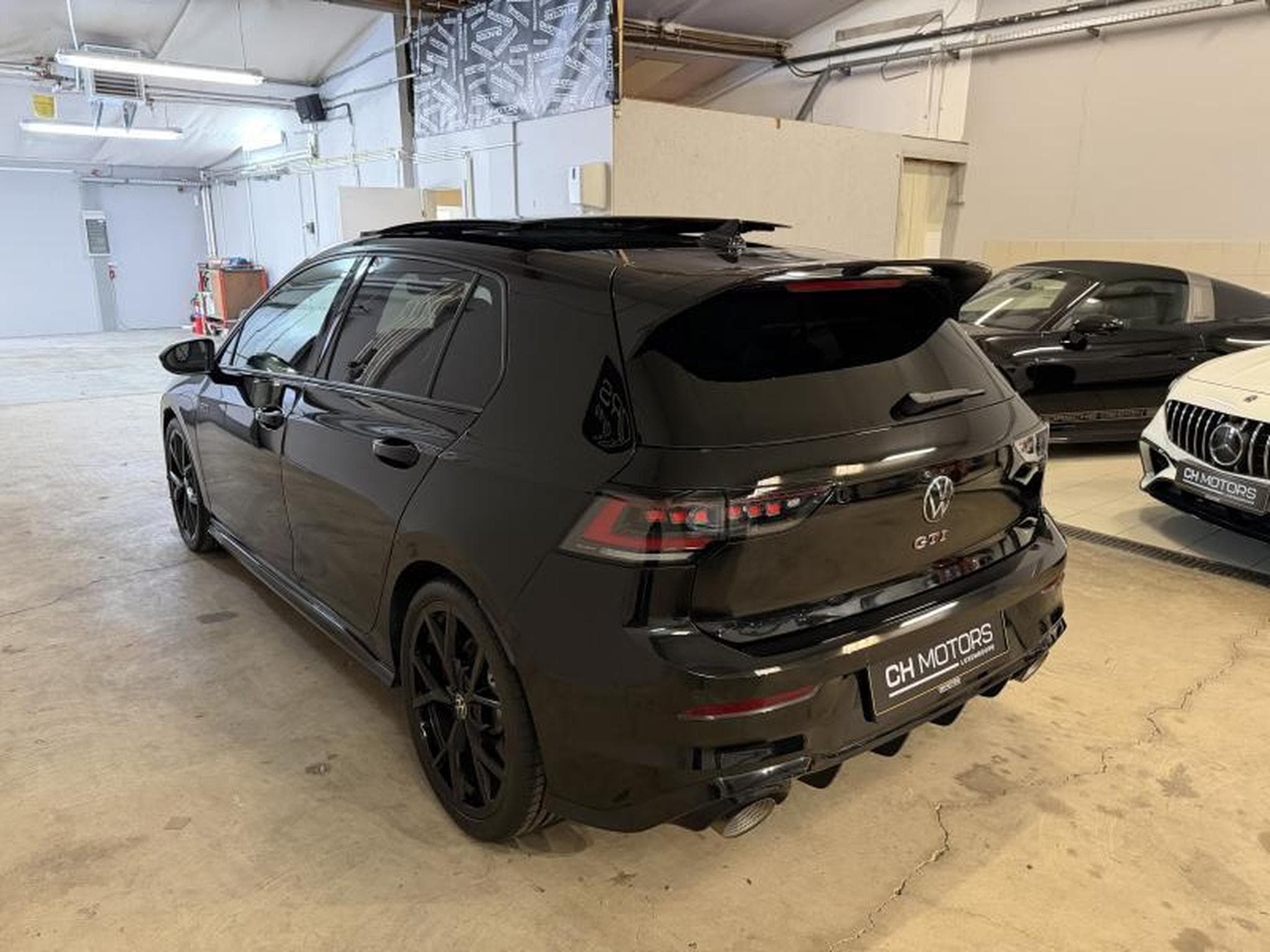 VW Golf GTI 8.5 Clubsport *Akra*Pano*H&K (2025) - Photo 5