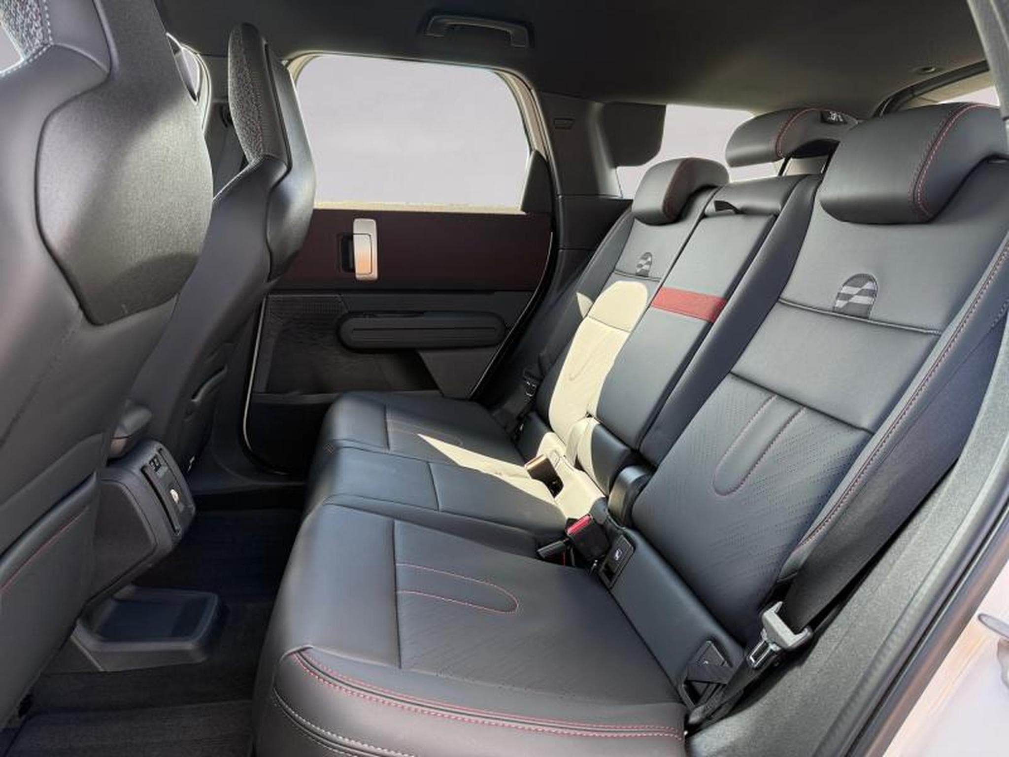 MINI Countryman Countryman E John Cooper Work Trim (2024) - Photo 13