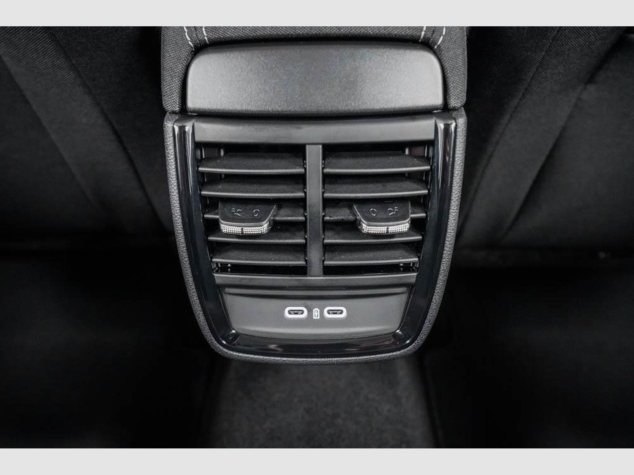 Skoda Kamiq 1,0 TSI DSG (2026) - Photo 16