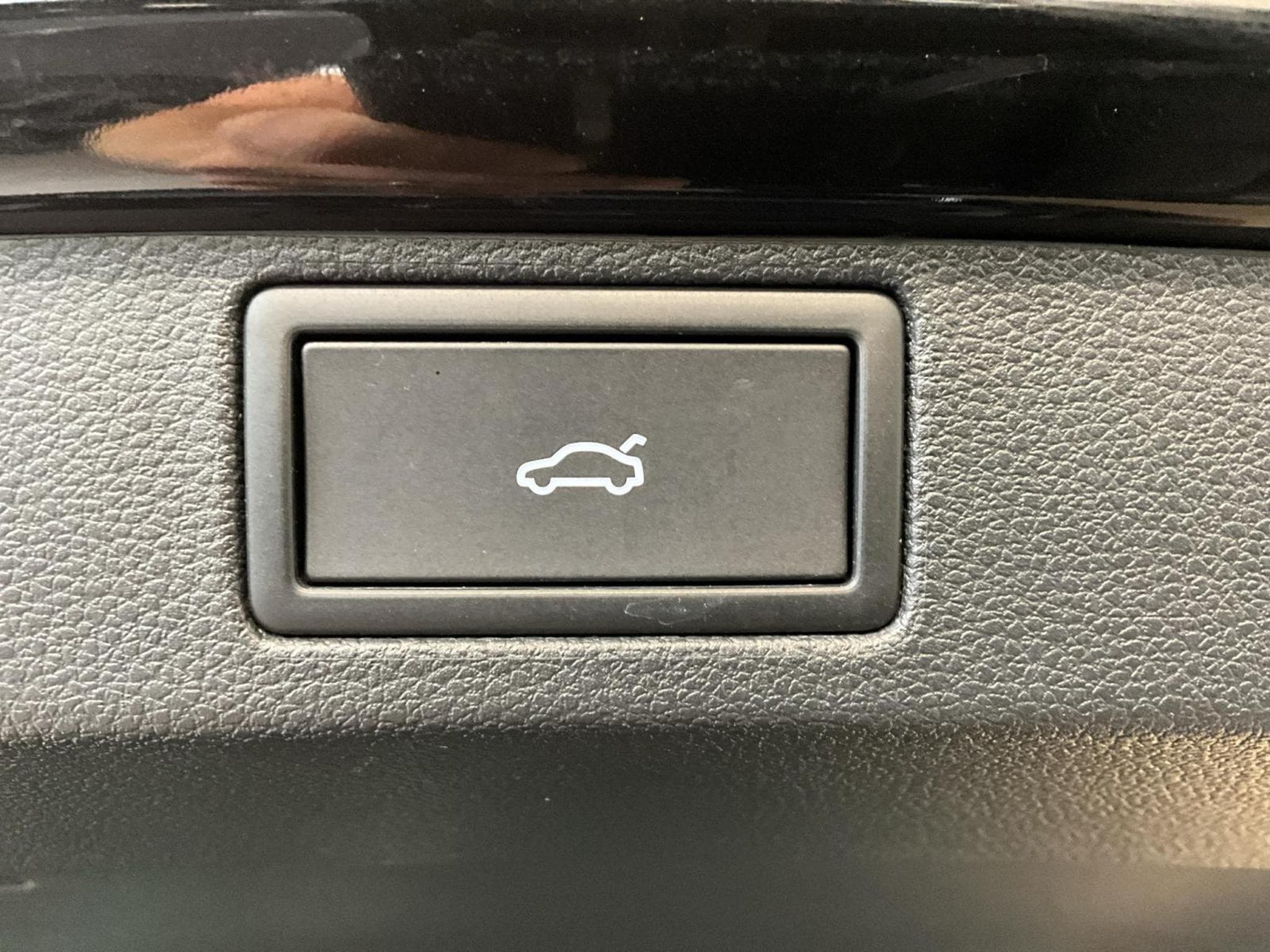 Skoda Scala Monte-Carlo+DSG+Park&Go+Pano+Navi (2025) - Photo 19