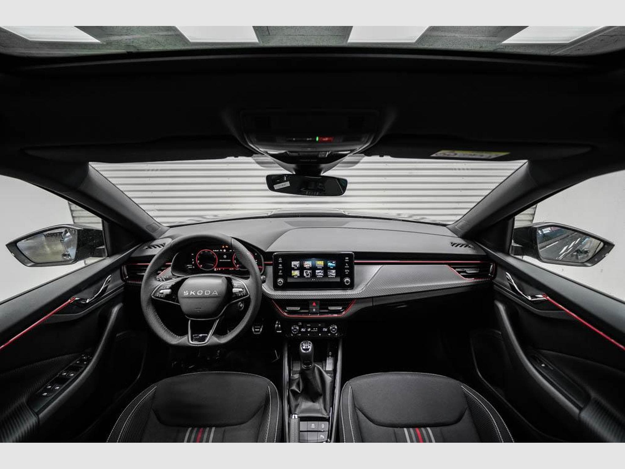 Skoda Kamiq 1,0 TSI Monte (2025) - Photo 6