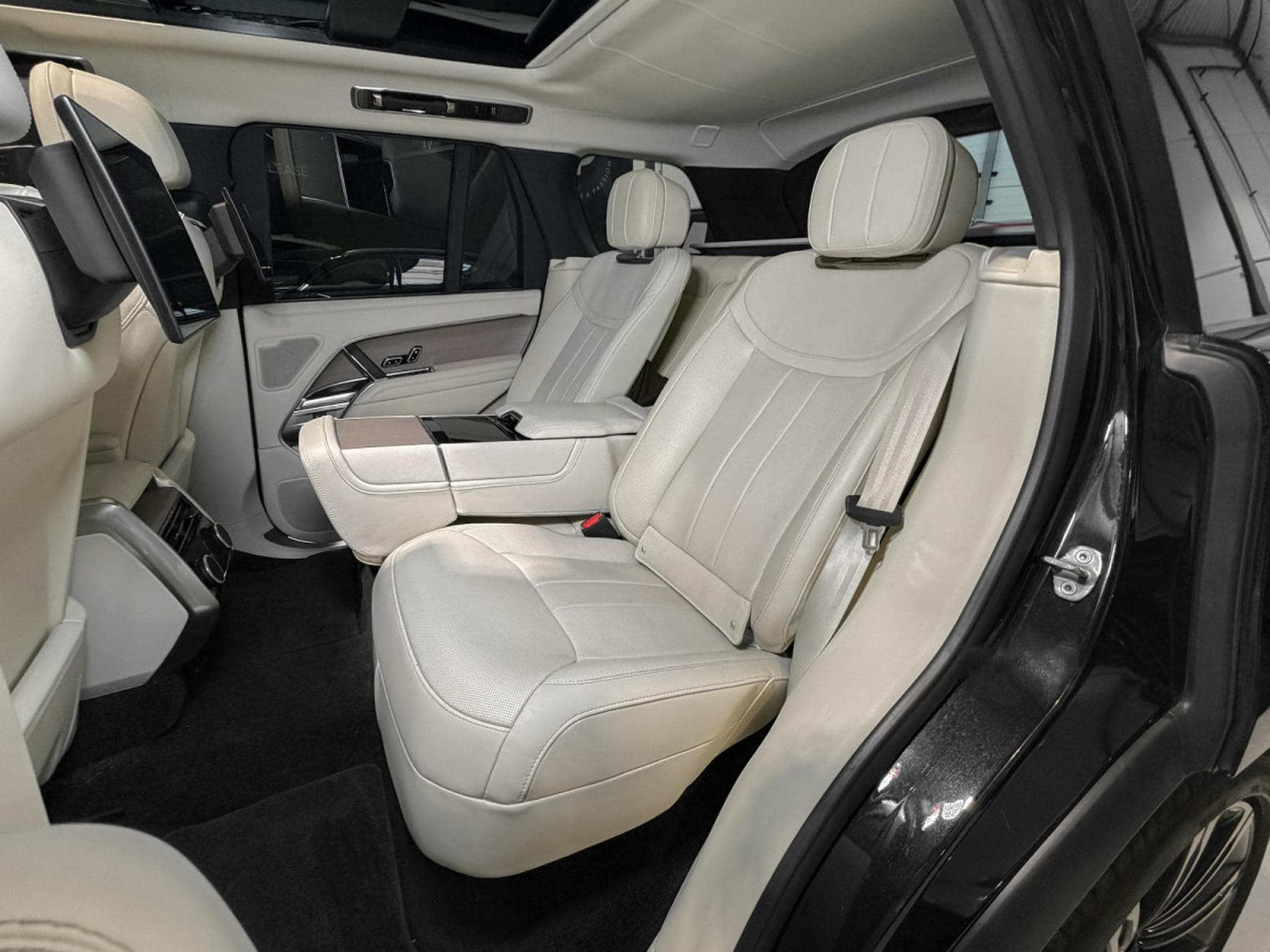 Land-Rover Range Rover Range Rover First Edition L460 D350/23'/360°/PANORAMA/VOLL (2023) - Photo 6