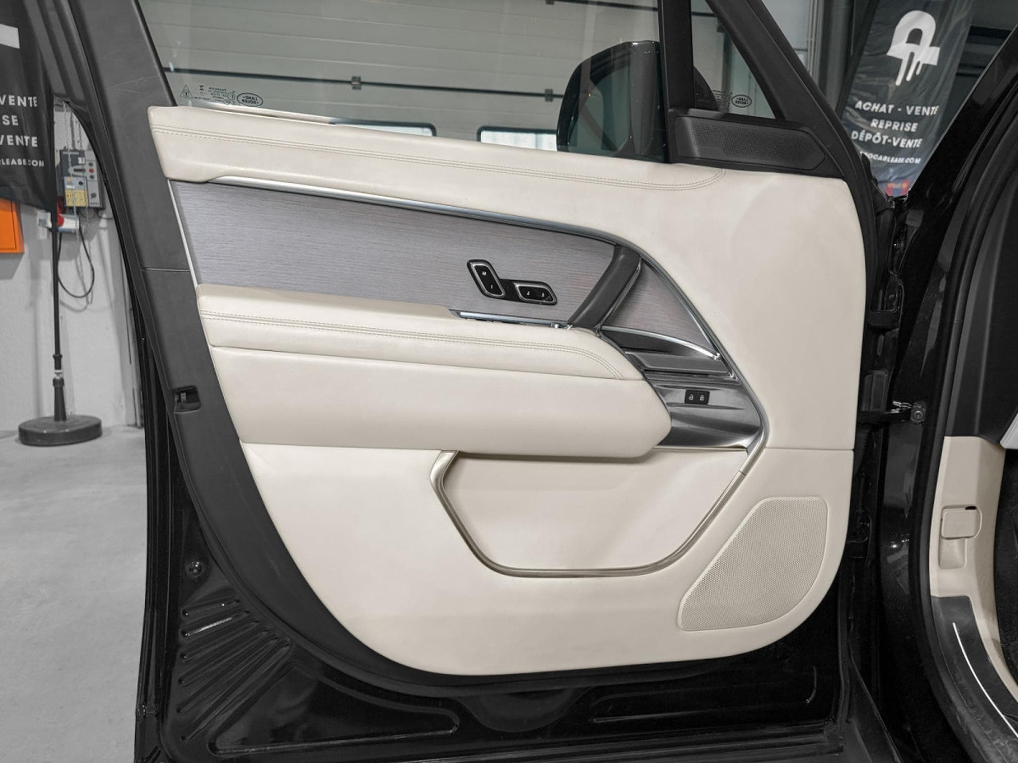 Land-Rover Range Rover Range Rover First Edition L460 D350/23'/360°/PANORAMA/VOLL (2023) - Photo 19