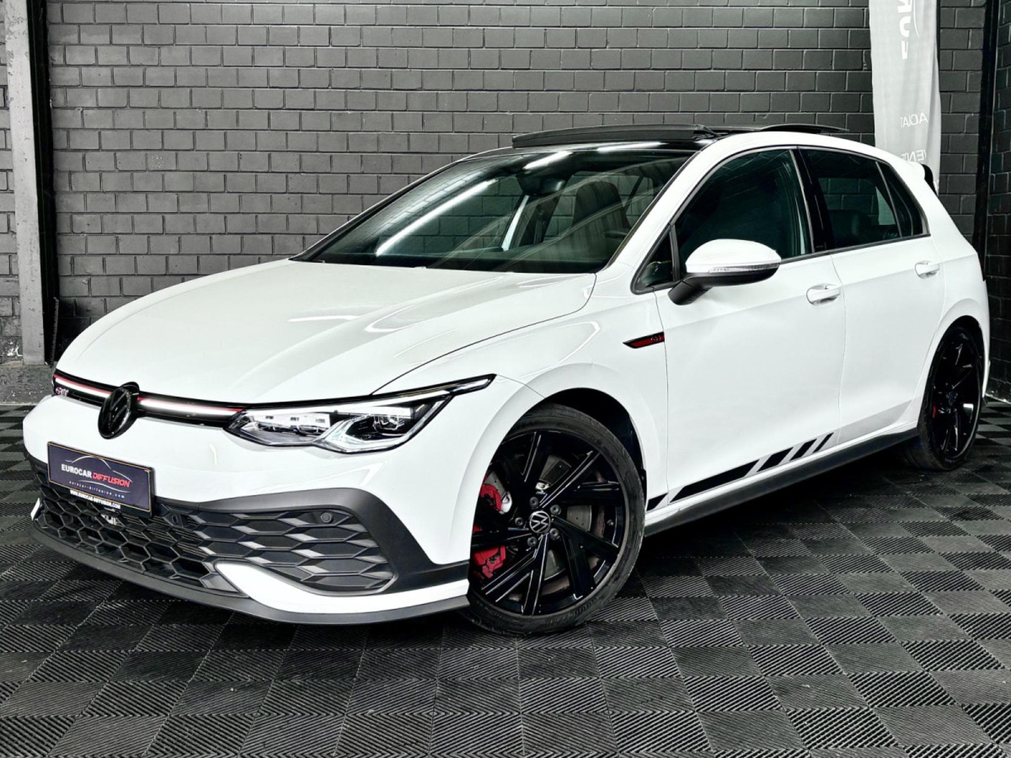 VW Golf GTI Clubsport 2.0 TSI 300CV DSG7 *Toit Ouvrant* *Sièges Chau (2022) - Foto 1
