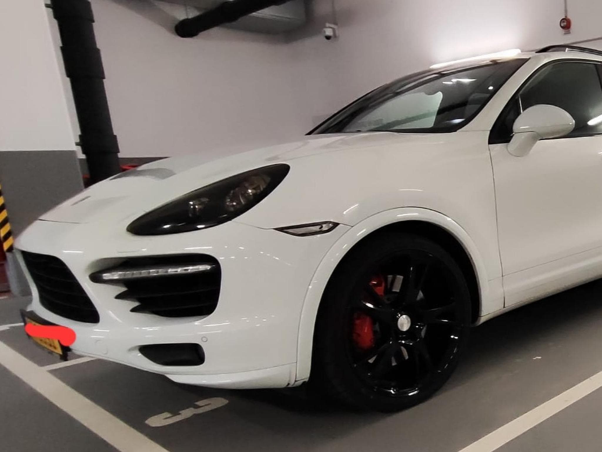 Porsche Cayenne Turbo (2013) - Photo 3
