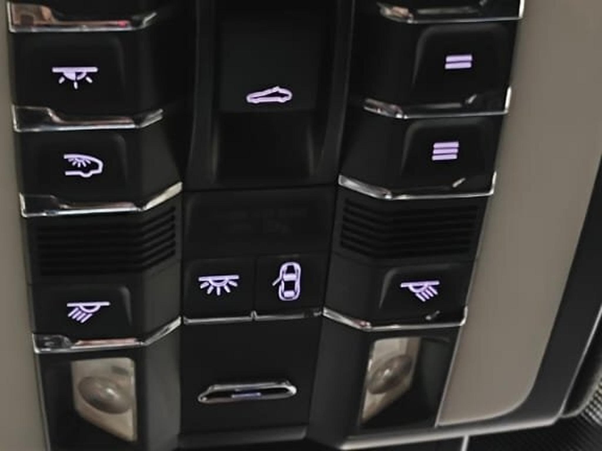 Porsche Cayenne Turbo (2013) - Photo 11