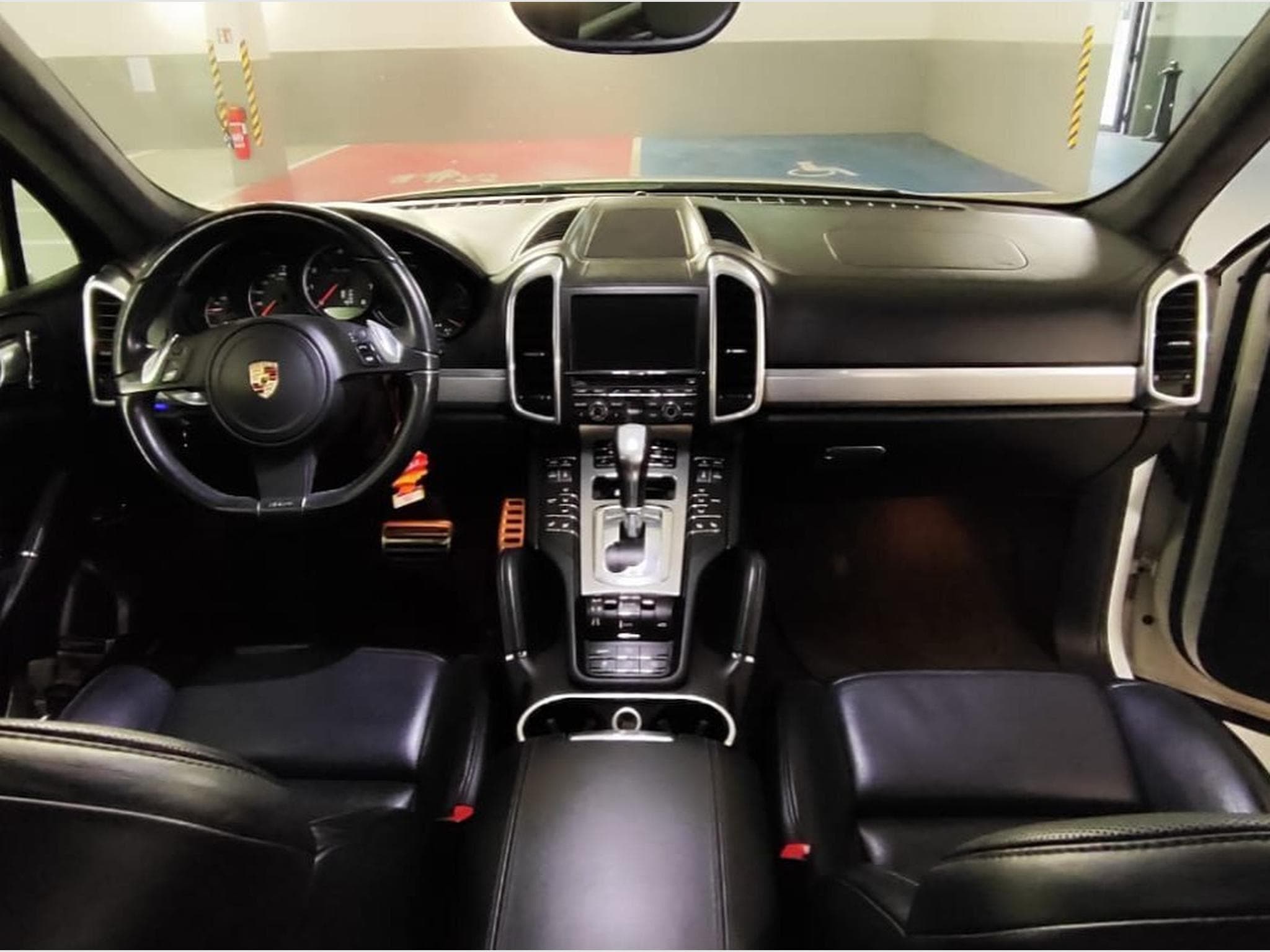 Porsche Cayenne Turbo (2013) - Photo 12