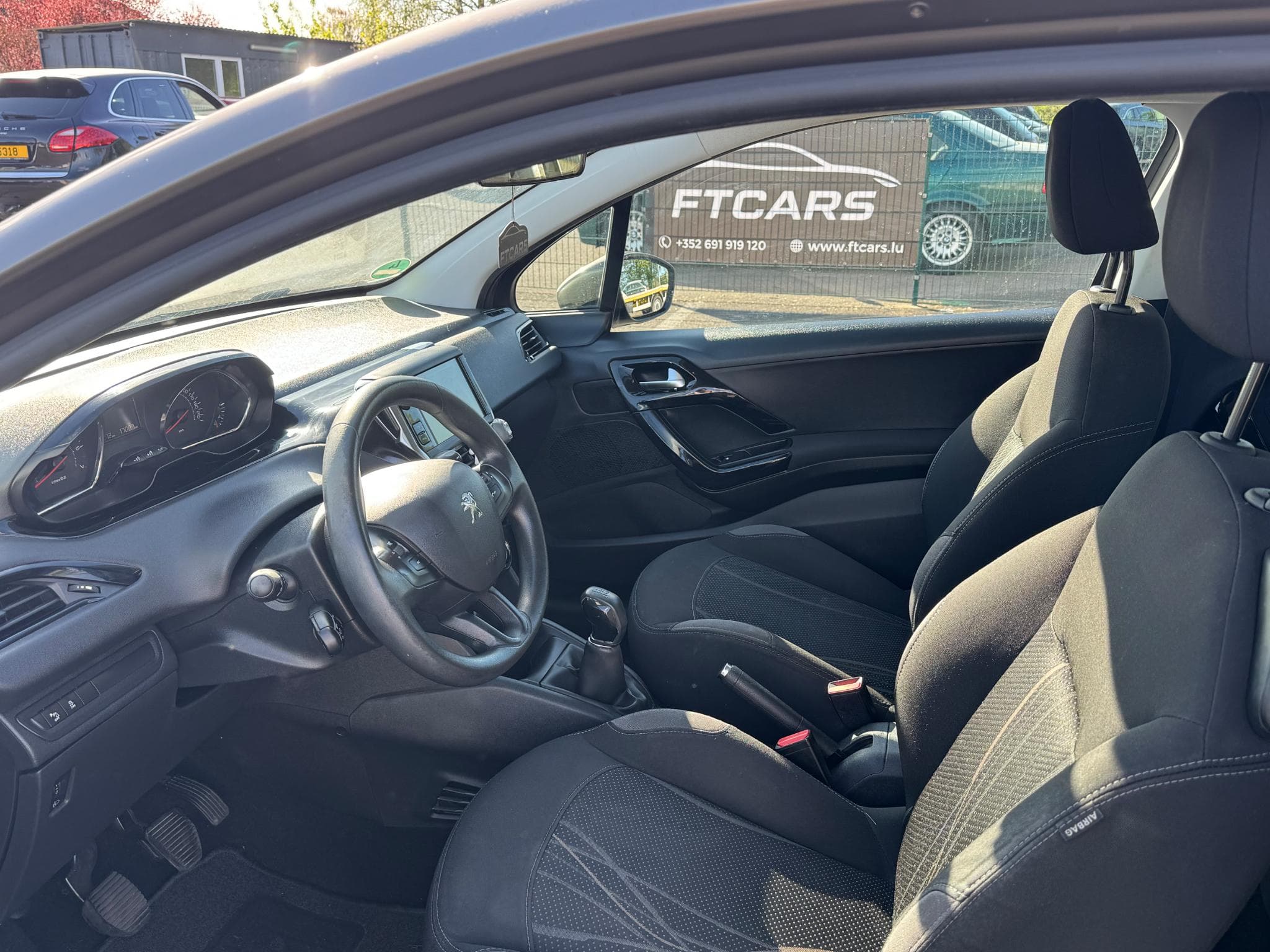 Peugeot 208 1.2 (2013) - Photo 5