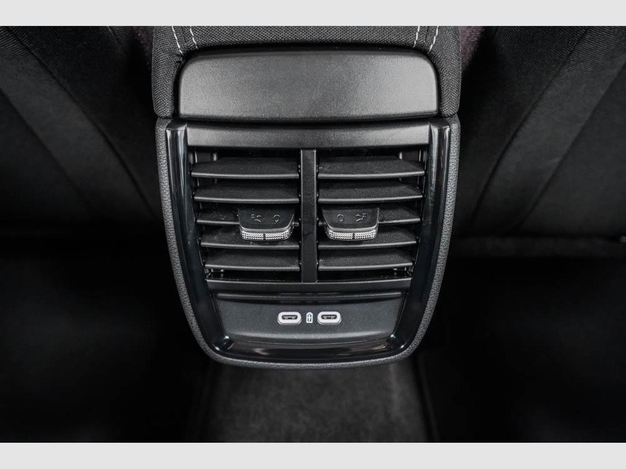 Skoda Kamiq 1,0 TSI DSG (2026) - Photo 16