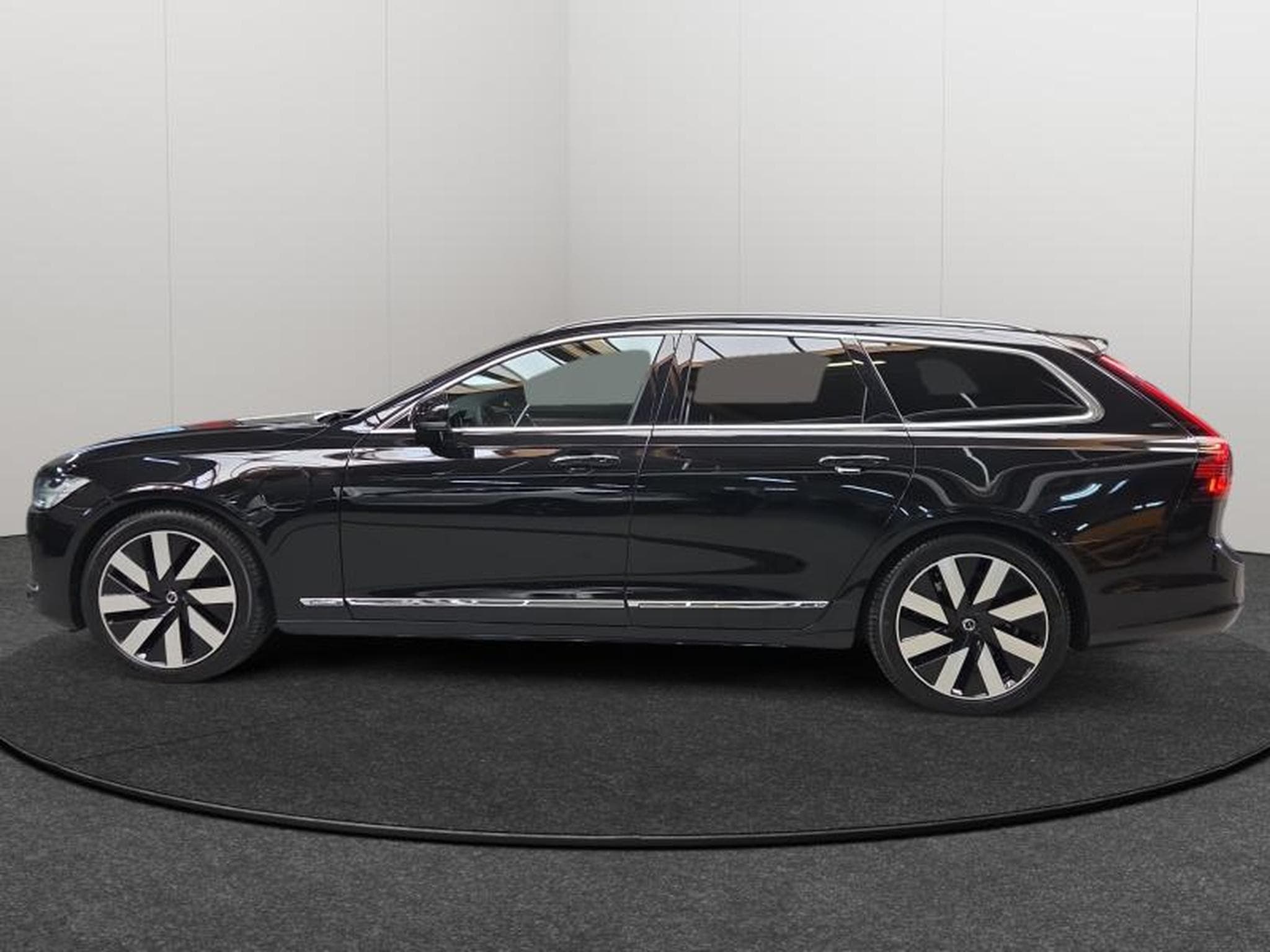 Volvo V90 T8 Inscription / Hybride (2024) - Photo 2