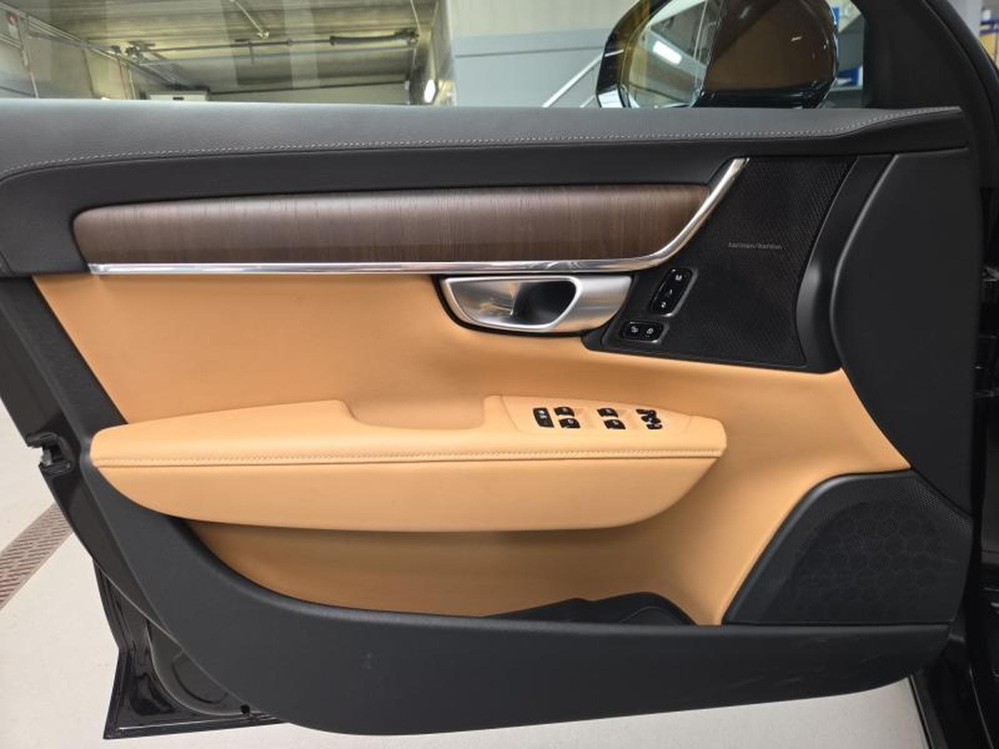 Volvo V90 T8 Inscription / Hybride (2024) - Photo 20