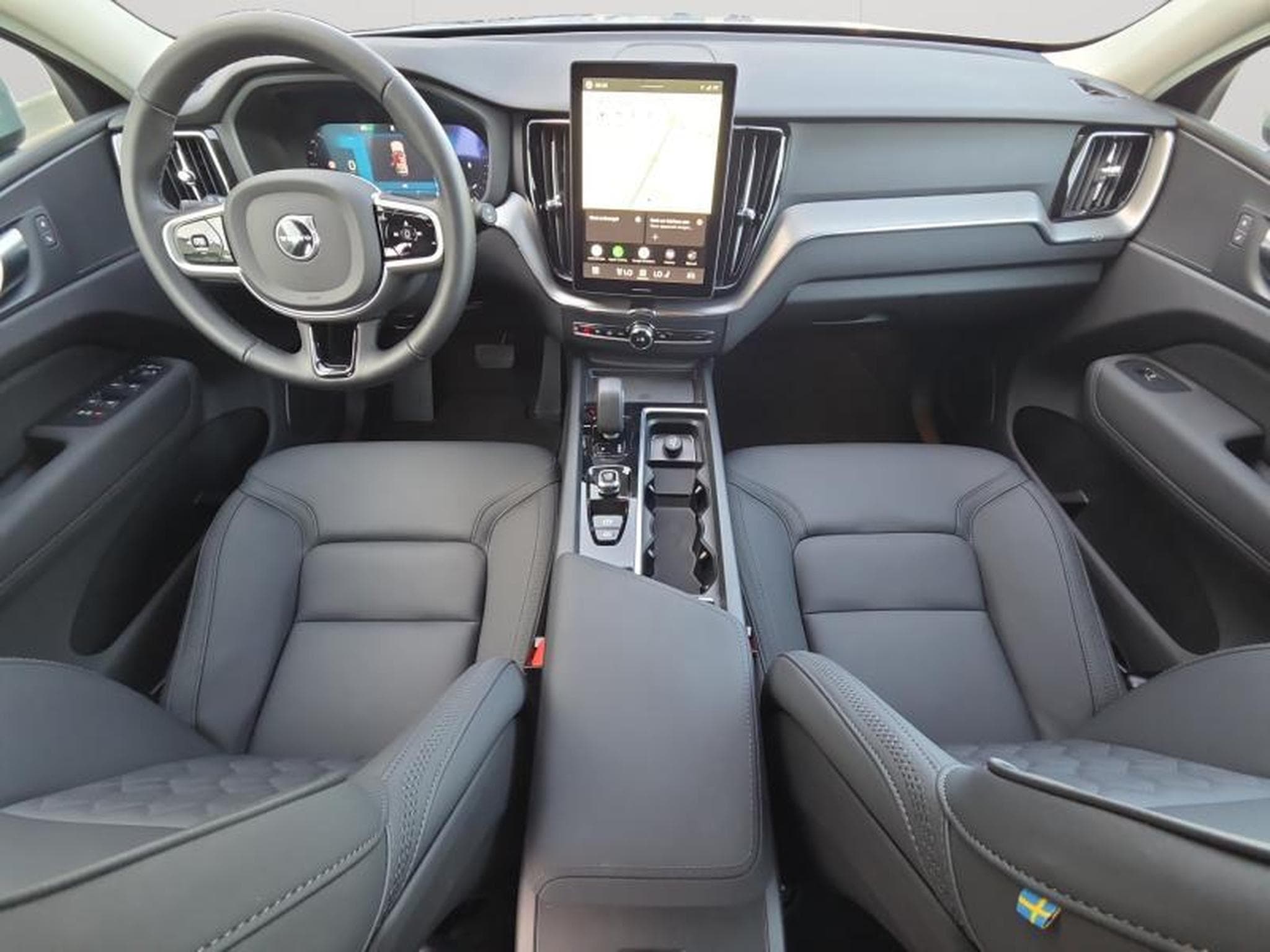 Volvo XC60 Facelift B5 Core / Essence (2025) - Photo 3