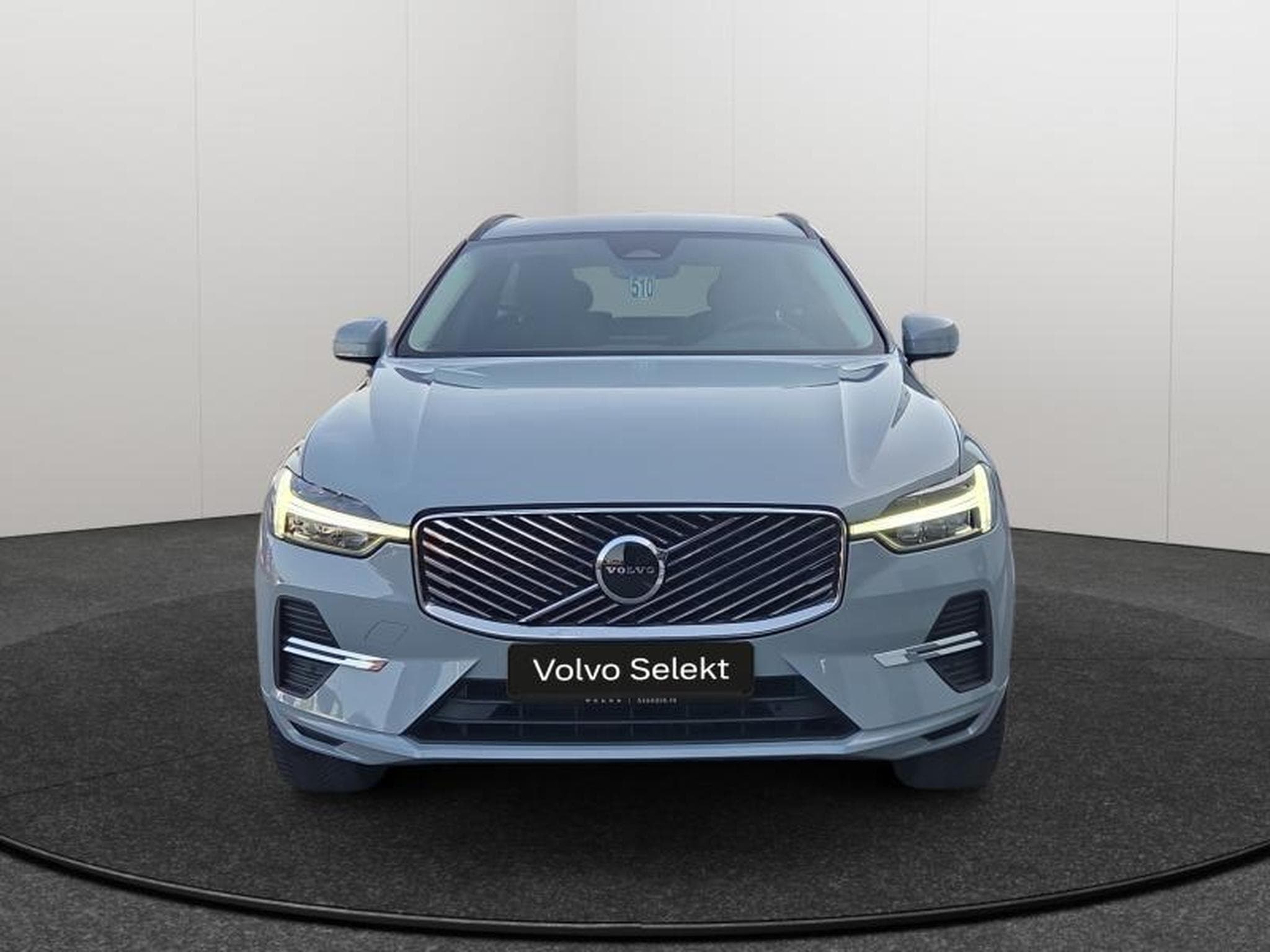 Volvo XC60 Facelift B5 Core / Essence (2025) - Photo 9