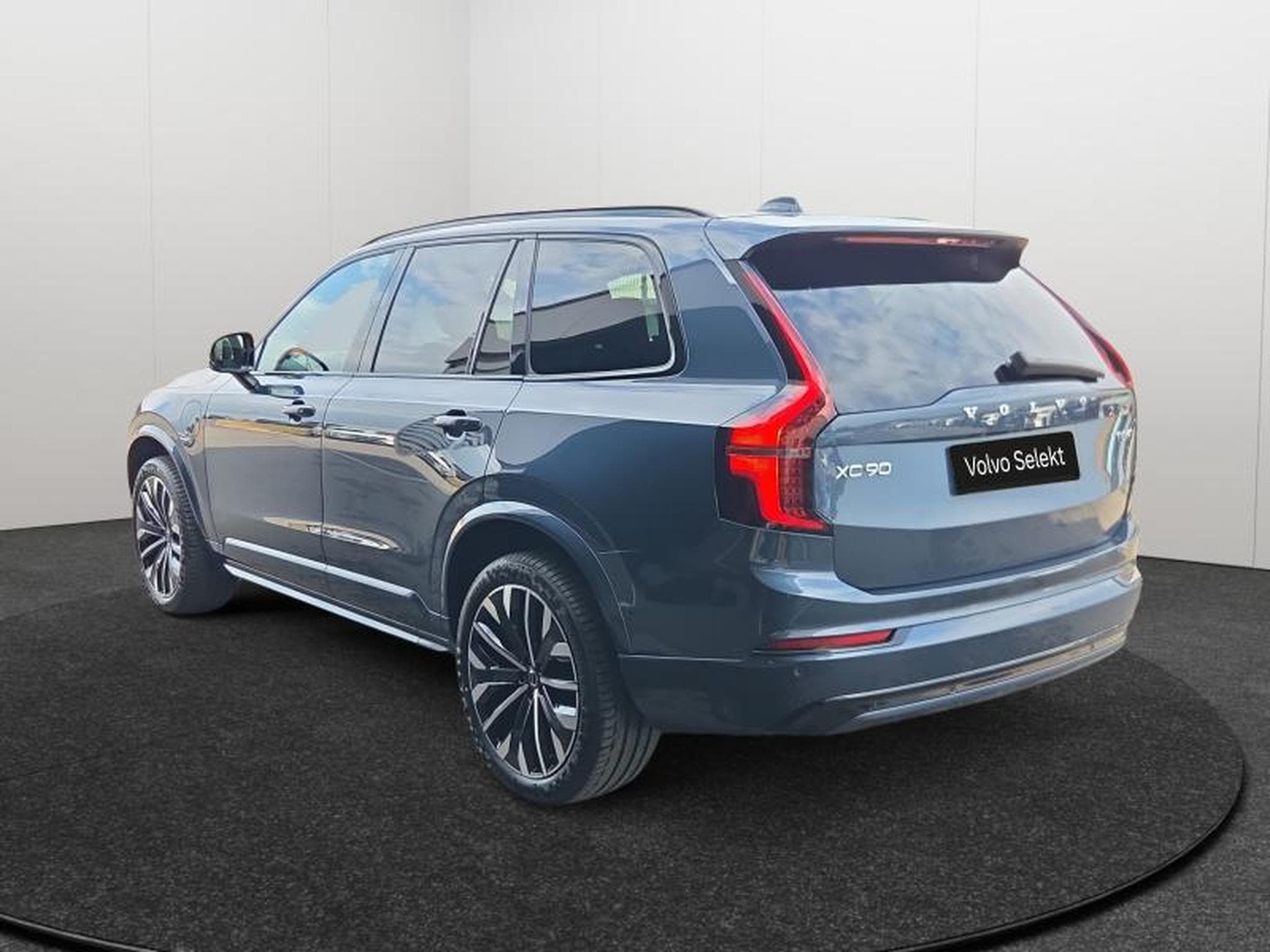 Volvo XC90 T8 Plus Dark Auto / Essence (2025) - Photo 5