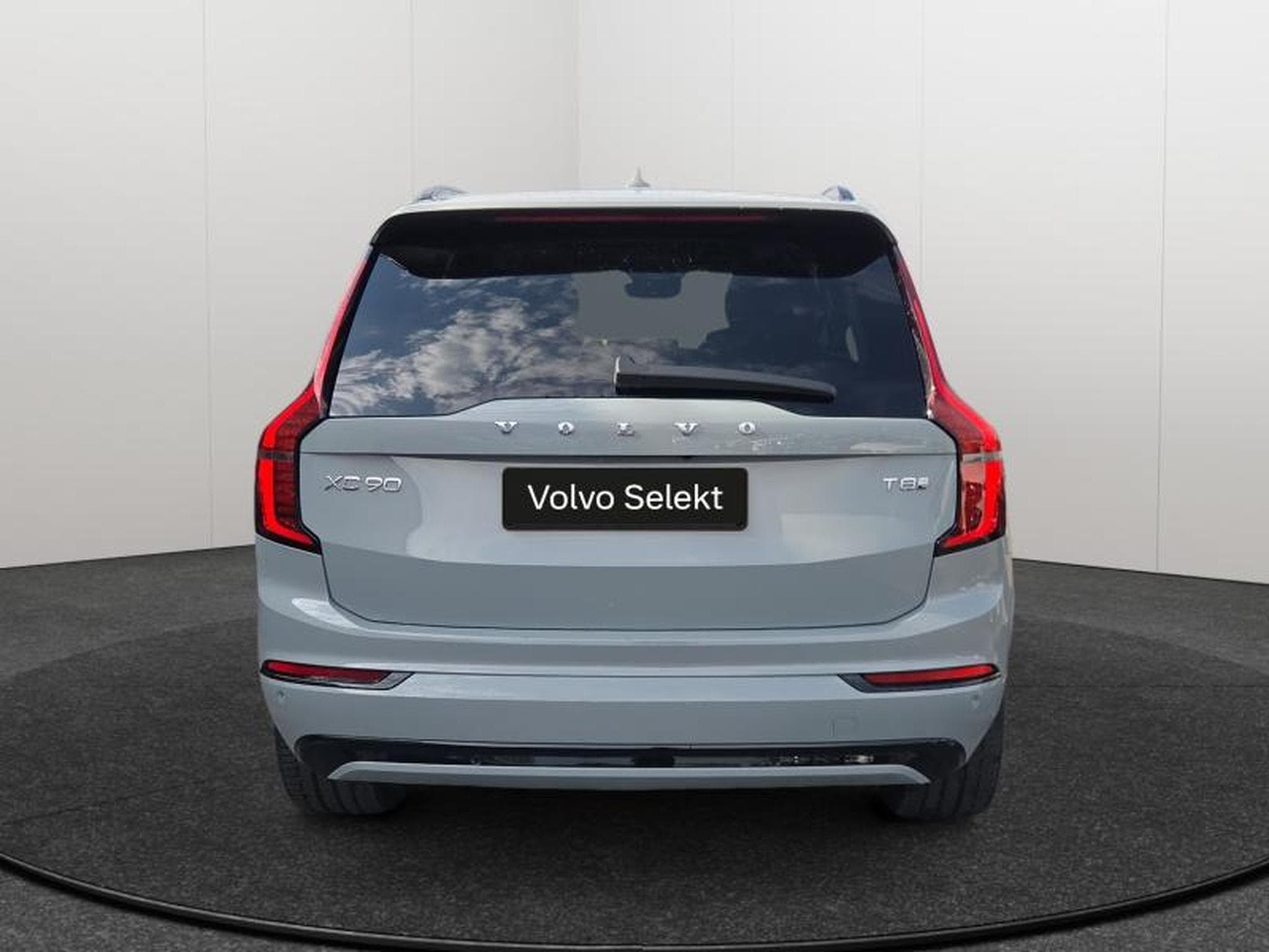 Volvo XC90 T8 Plus Dark Auto 2026 / Essence (2025) - Photo 4