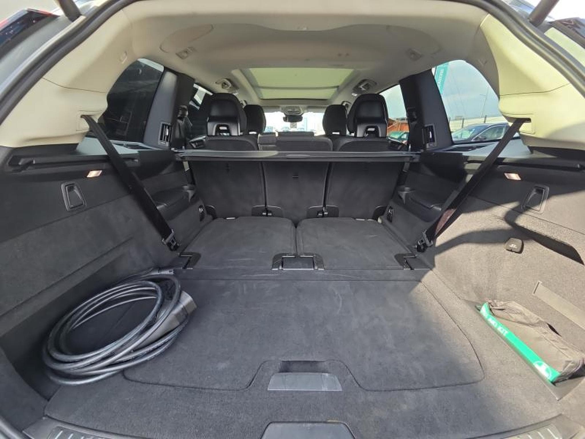 Volvo XC90 T8 Plus Dark Auto 2026 / Essence (2025) - Photo 19