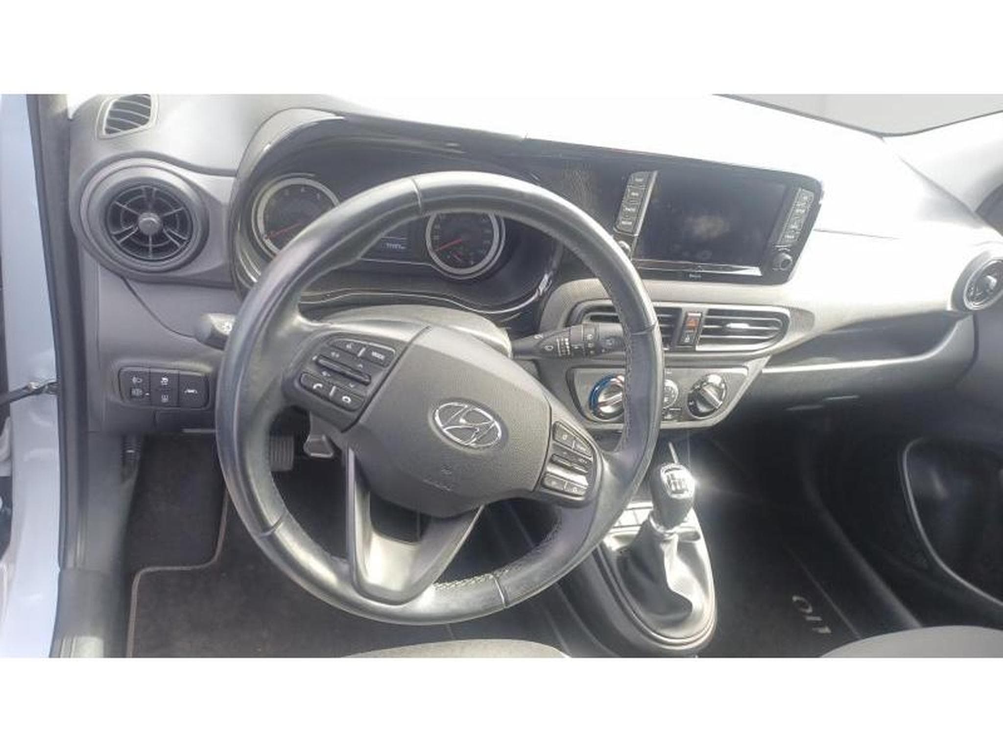 Hyundai i10 Twist (2021) - Photo 16