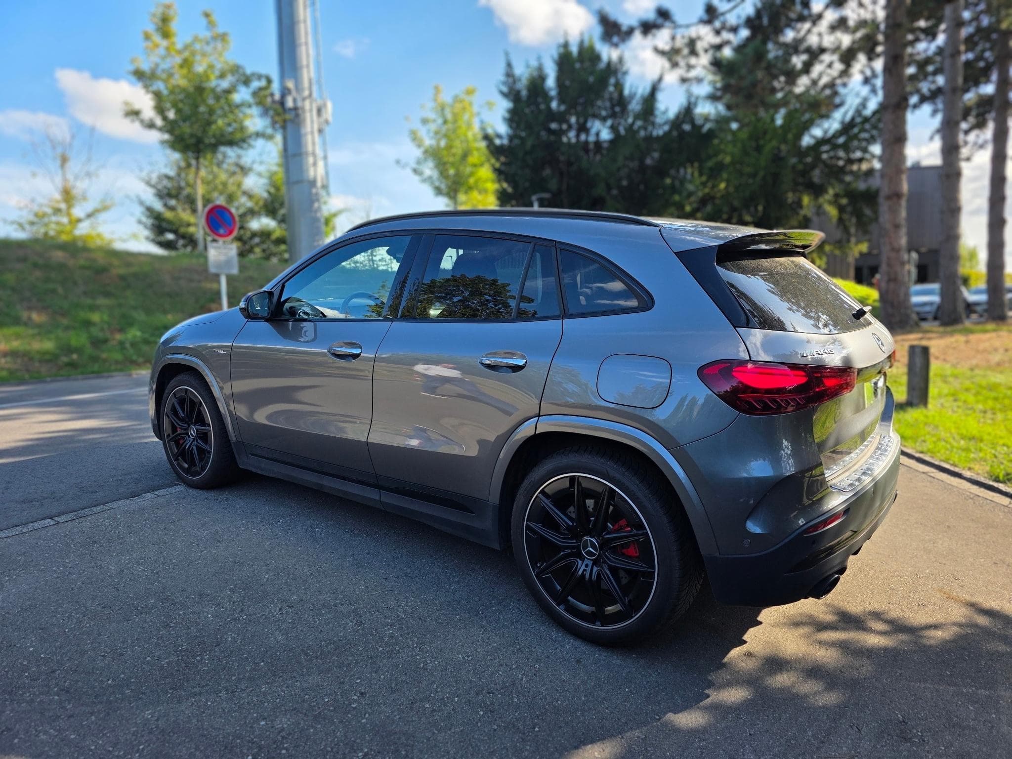 Mercedes GLA 35 AMG 4Matic Garantie 1ère main (2023) - Photo 4