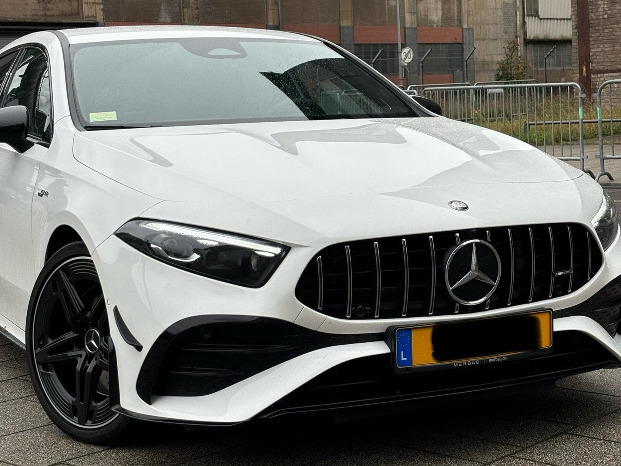 Mercedes A 35 AMG (2023) - Foto 4