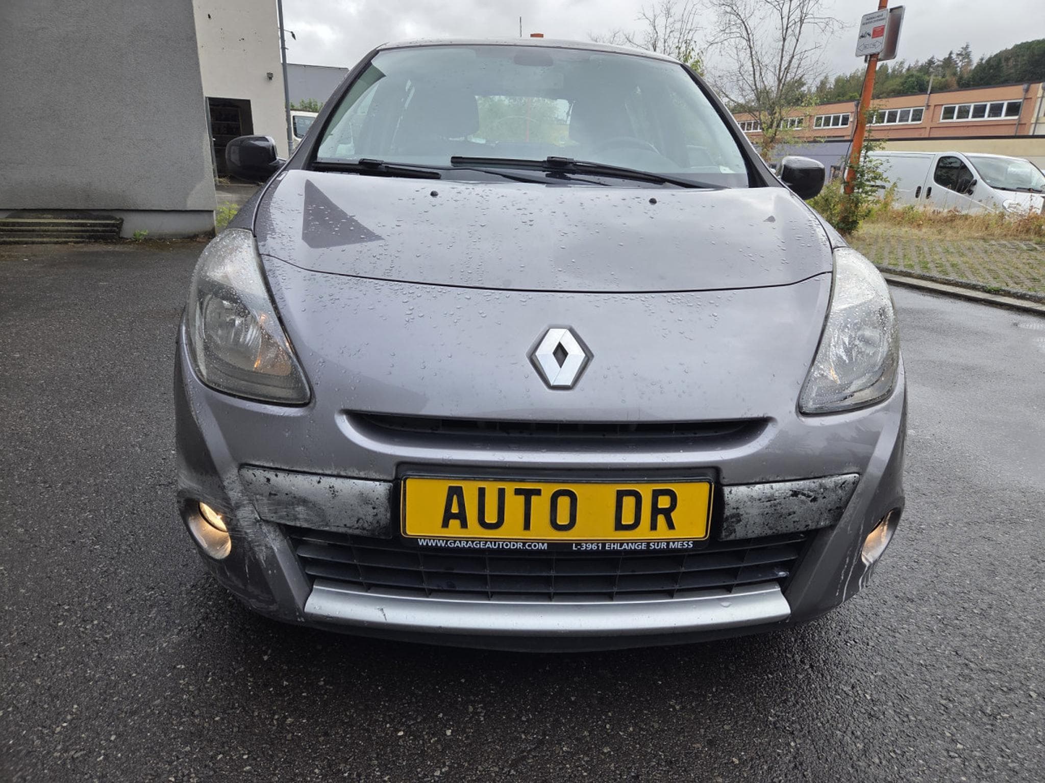 Renault Clio 1.5 Dci 88 CV (2011) - Photo 6