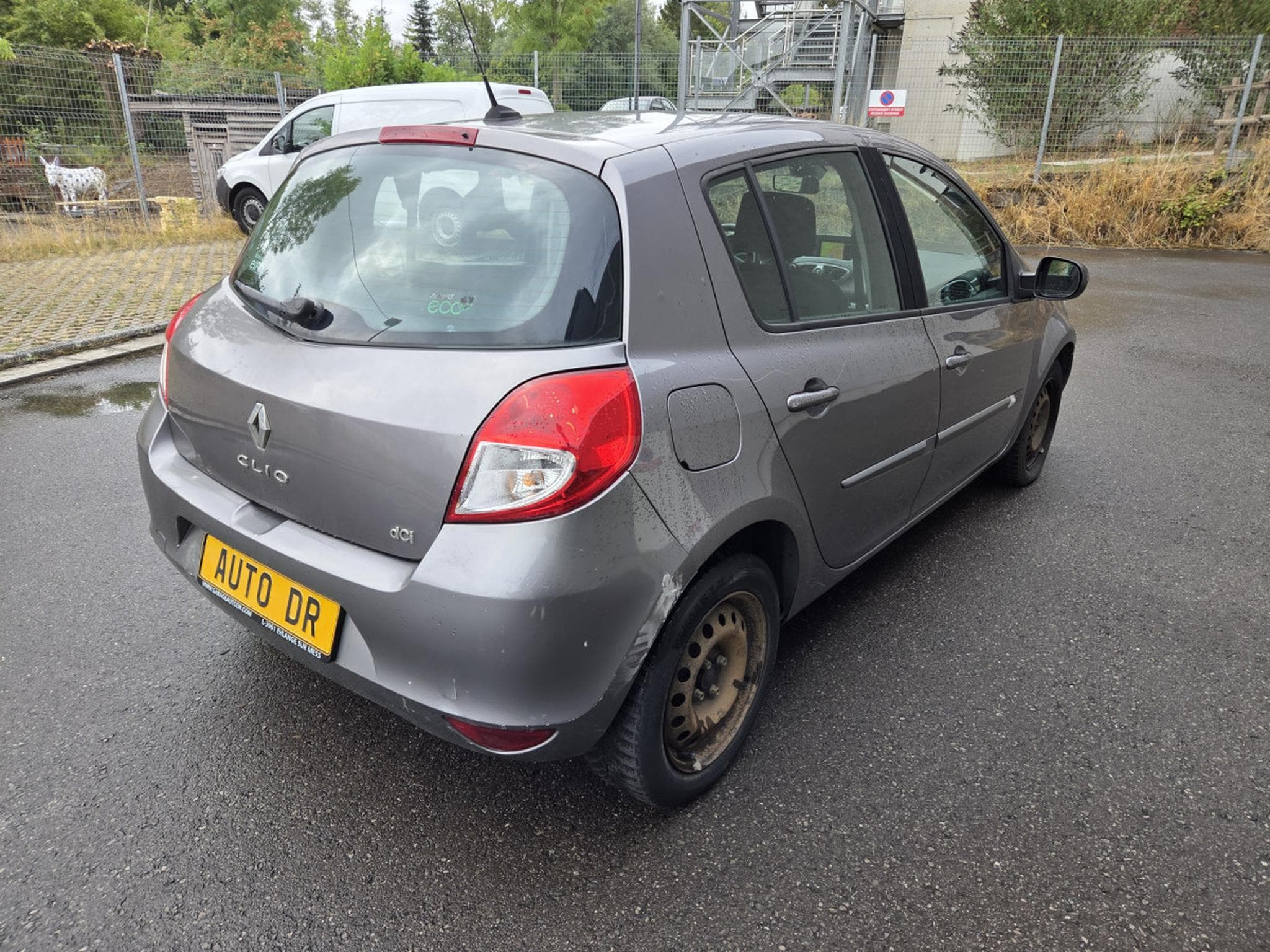 Renault Clio 1.5 Dci 88 CV (2011) - Photo 8