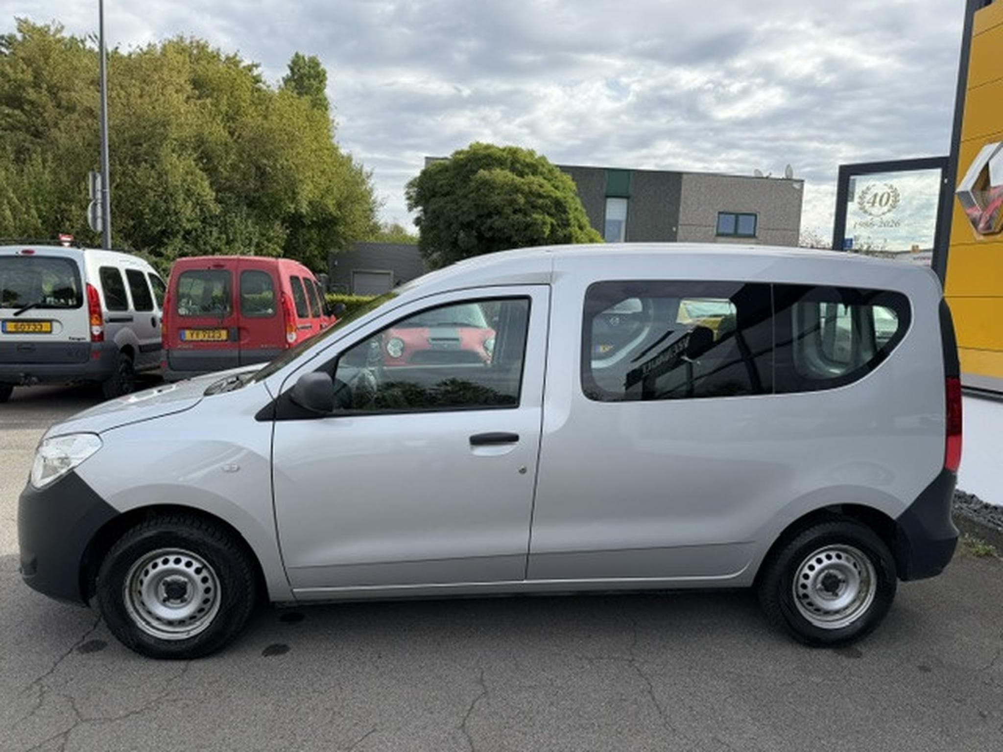 Dacia Dokker DOKKER 1.6 60PS (2015) - Photo 2
