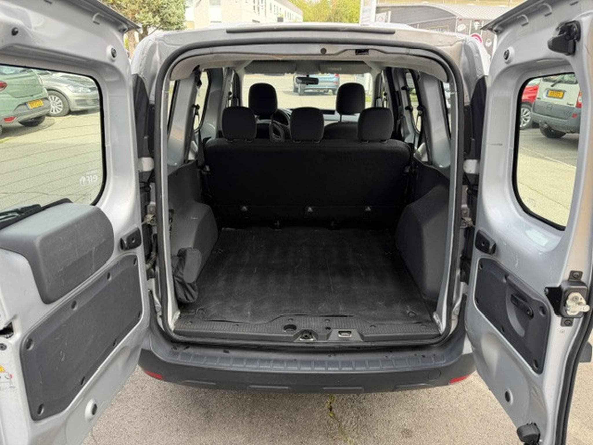 Dacia Dokker DOKKER 1.6 60PS (2015) - Photo 5