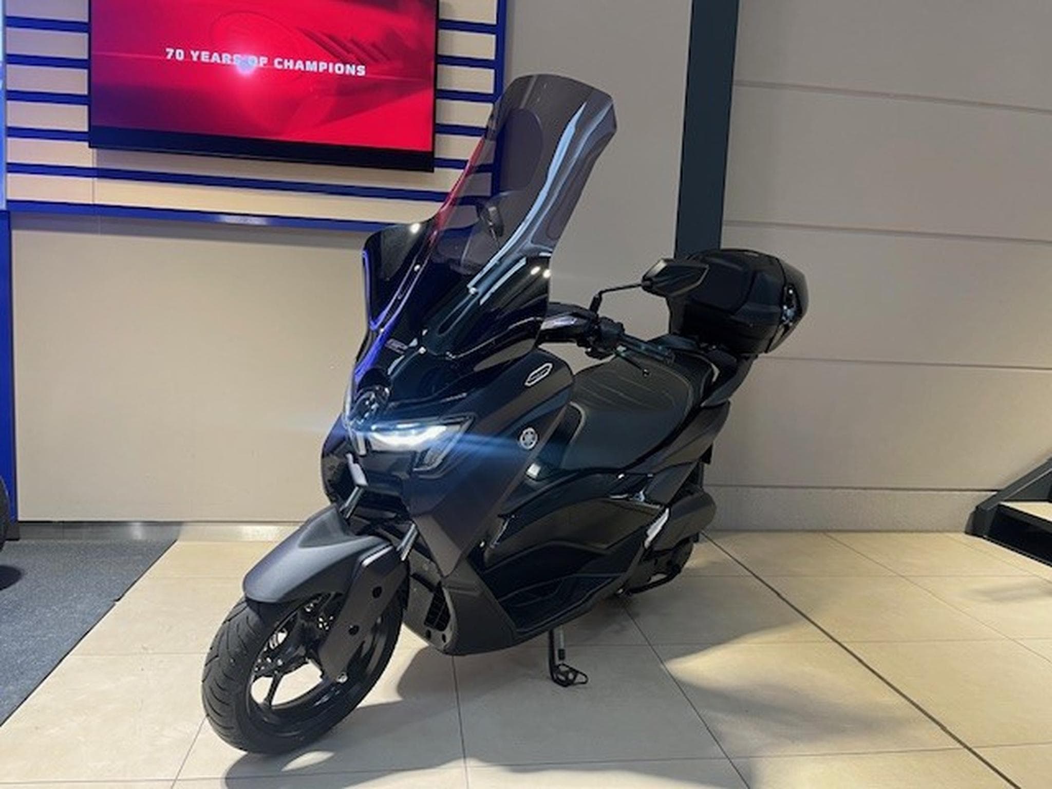 Yamaha N-Max 125 Tech Max (2025) - Photo 2