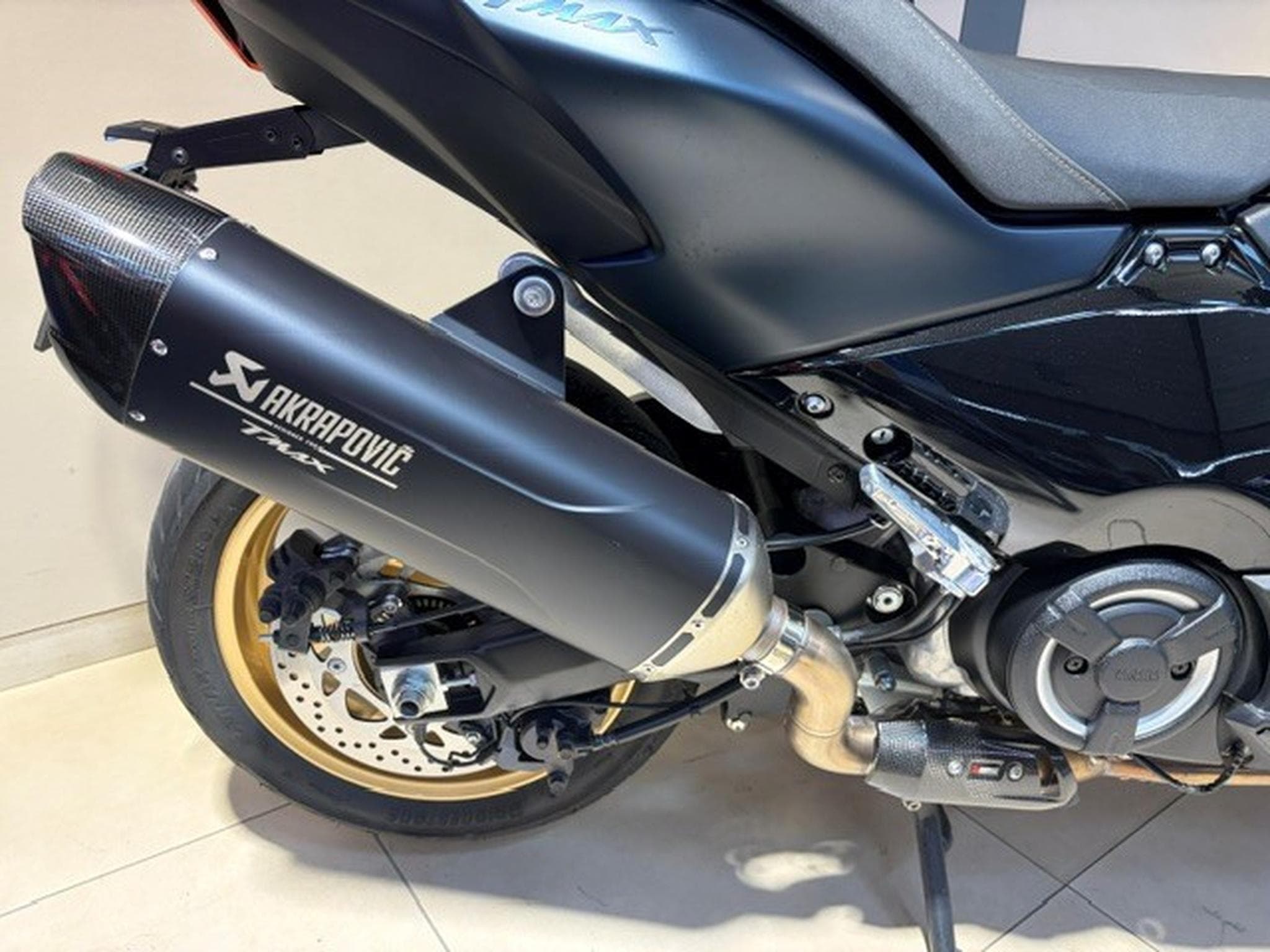Yamaha T-Max Tech Max (2024) - Photo 7