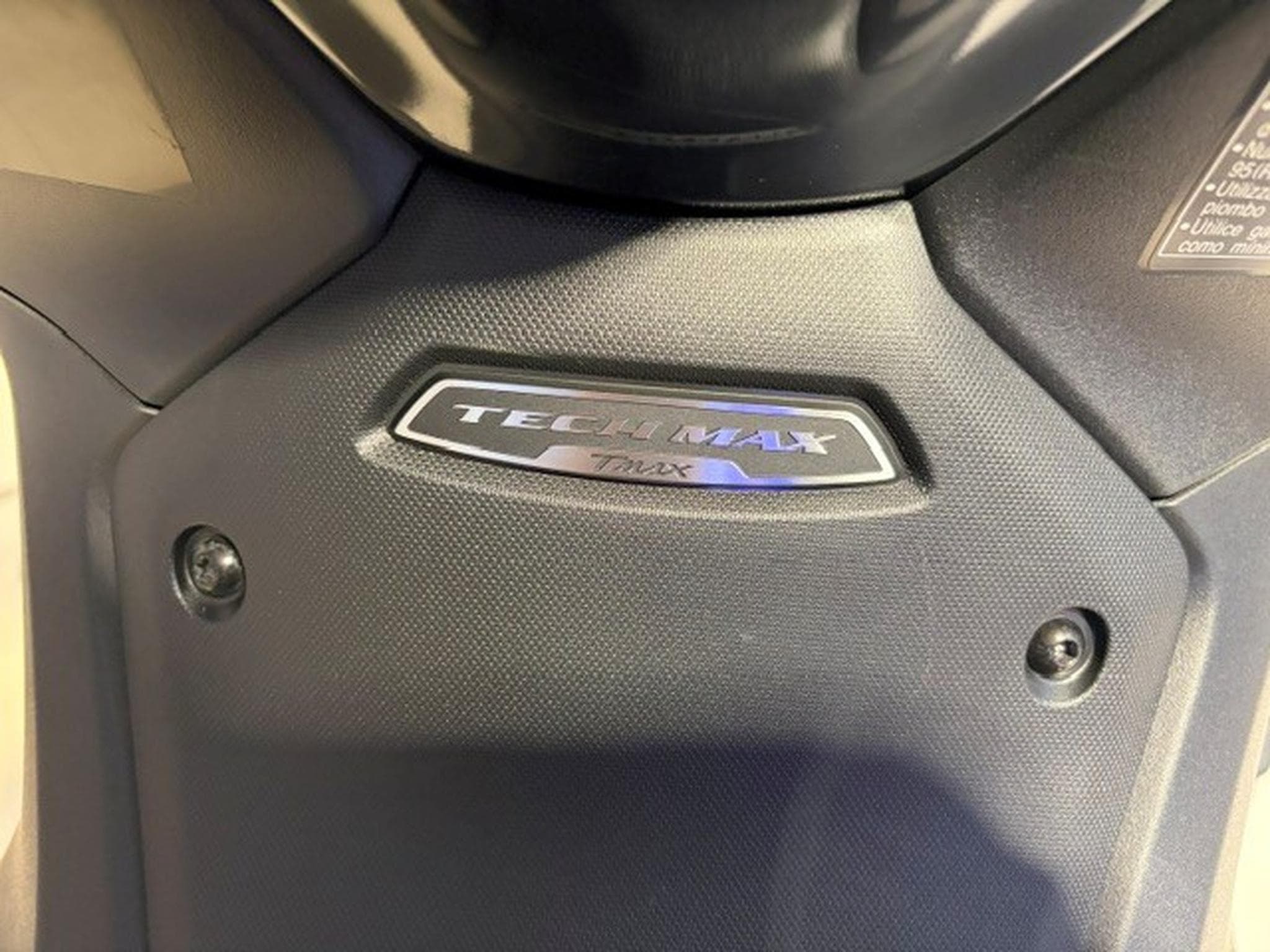 Yamaha T-Max Tech Max (2024) - Photo 9