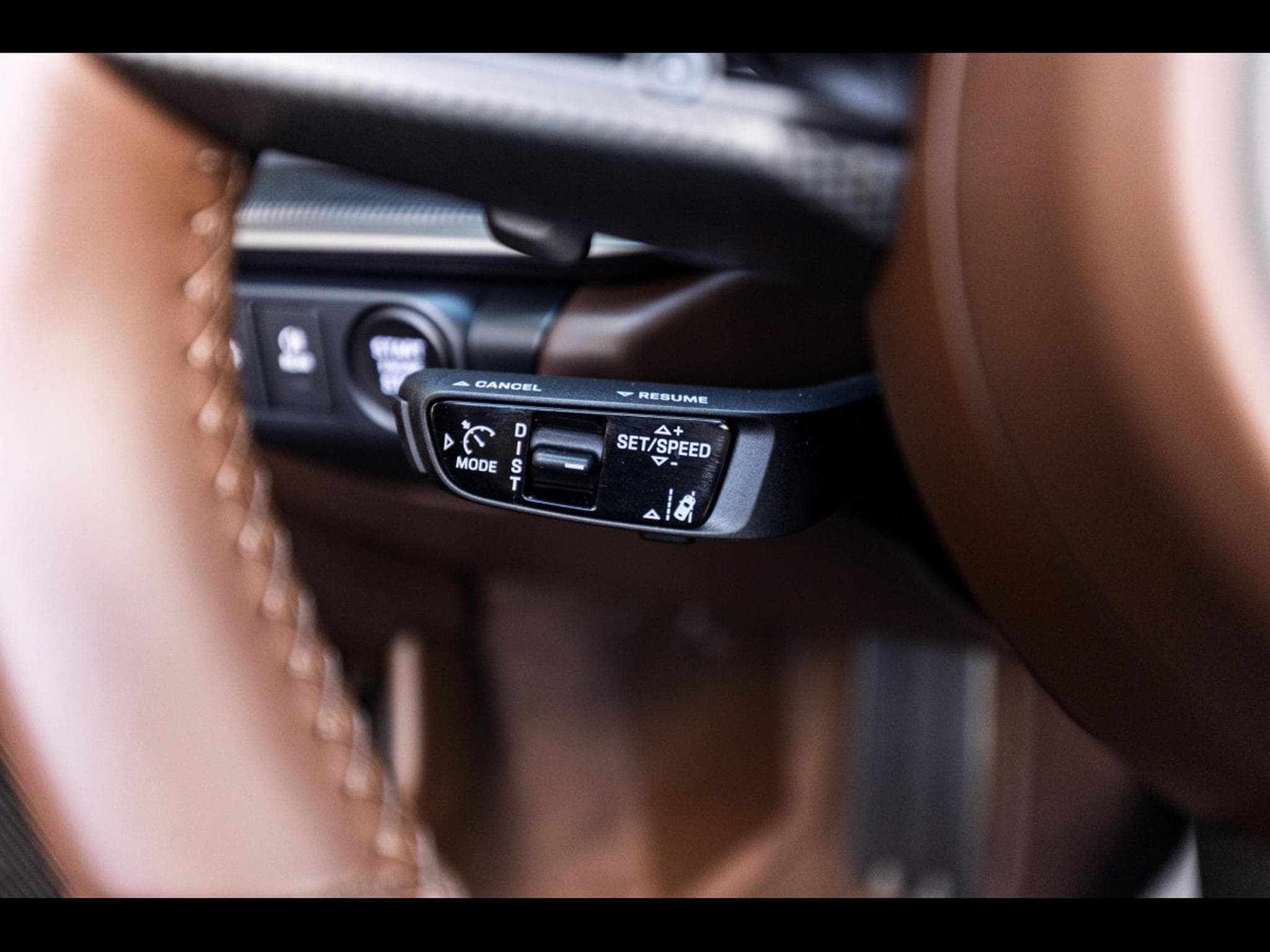 Porsche 911 (992.2) TURBO S 3.6 CABRIOLET PDK (711 CH) - OAK GREEN METAL (2026) - Photo 25