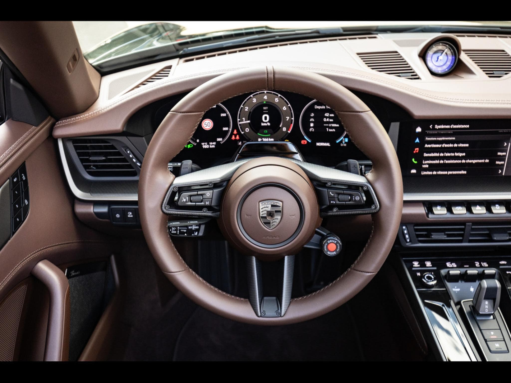 Porsche 911 .2 911 TURBO S 3.6 CABRIOLET PDK (711 CH) - OAK GREEN METALL (2026) - Photo 11