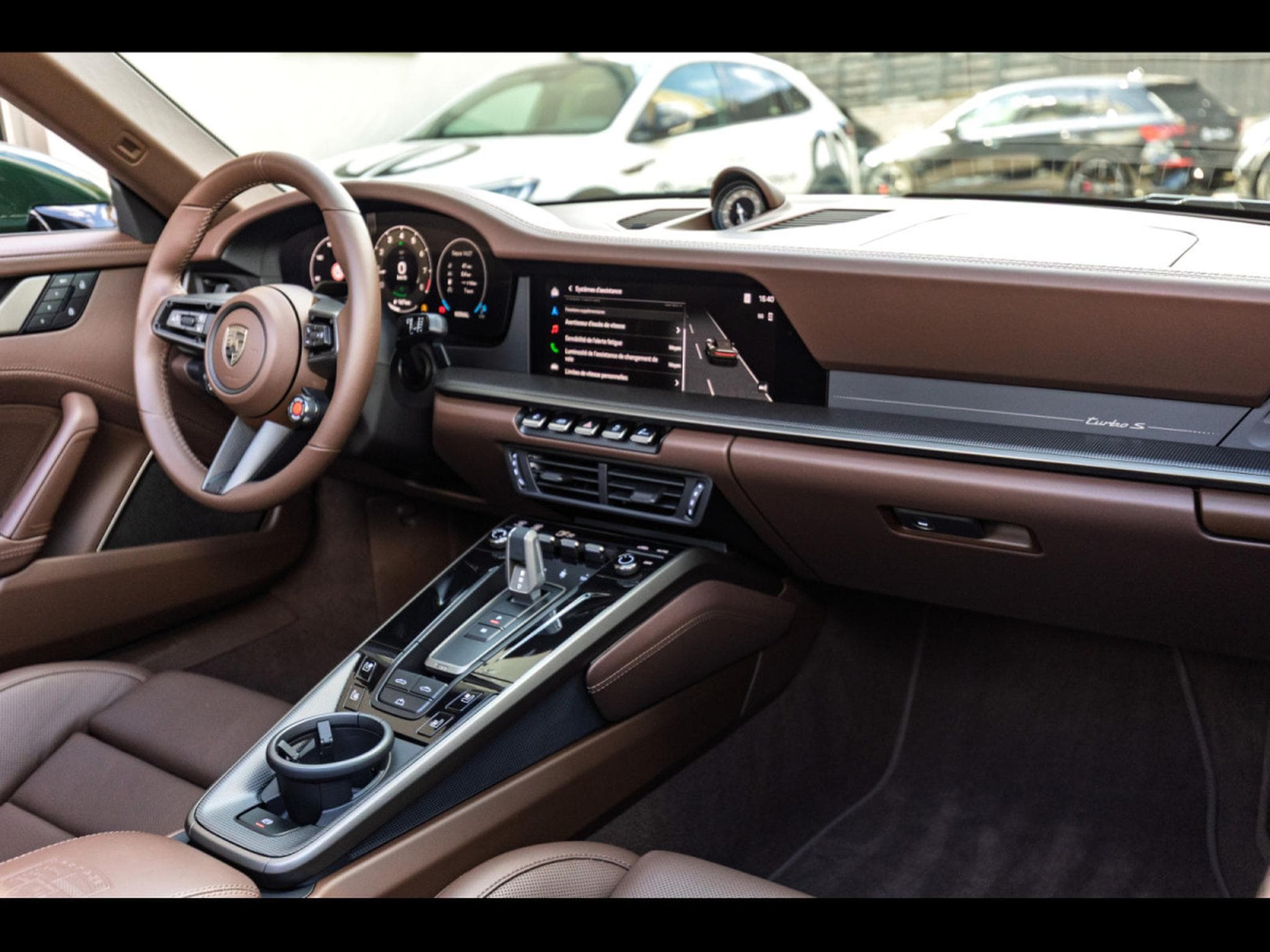 Porsche 911 .2 911 TURBO S 3.6 CABRIOLET PDK (711 CH) - OAK GREEN METALL (2026) - Photo 13