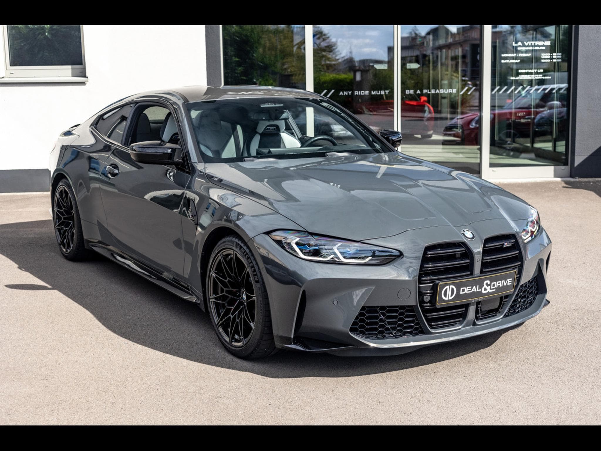 BMW M4 COMPETITION COUPE M XDRIVE (G82) - DRAVITGRAU METALLIC X SIL (2025) - Photo 6