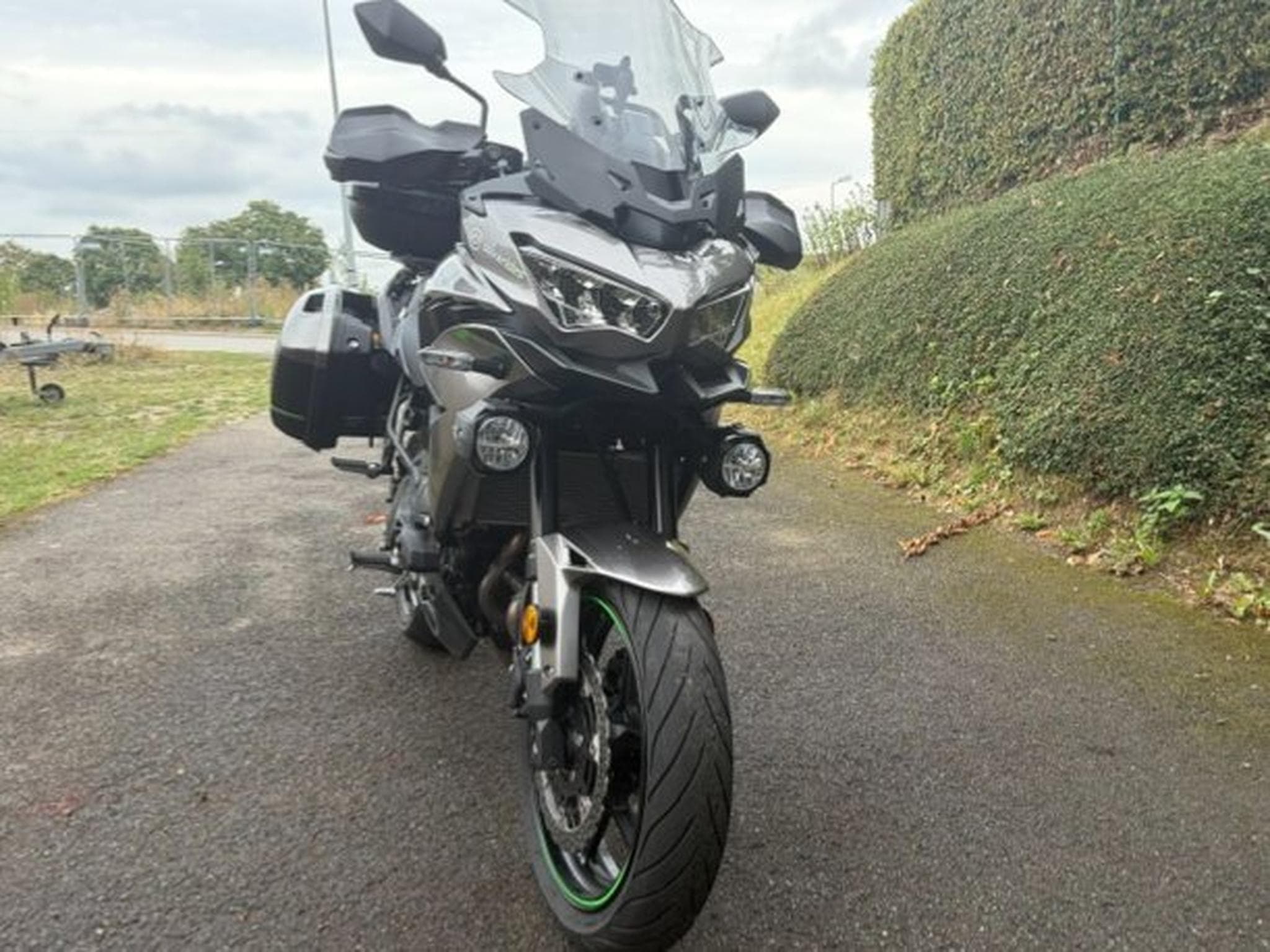 Kawasaki Versys 650 Grand Tourer (2026) - Photo 4