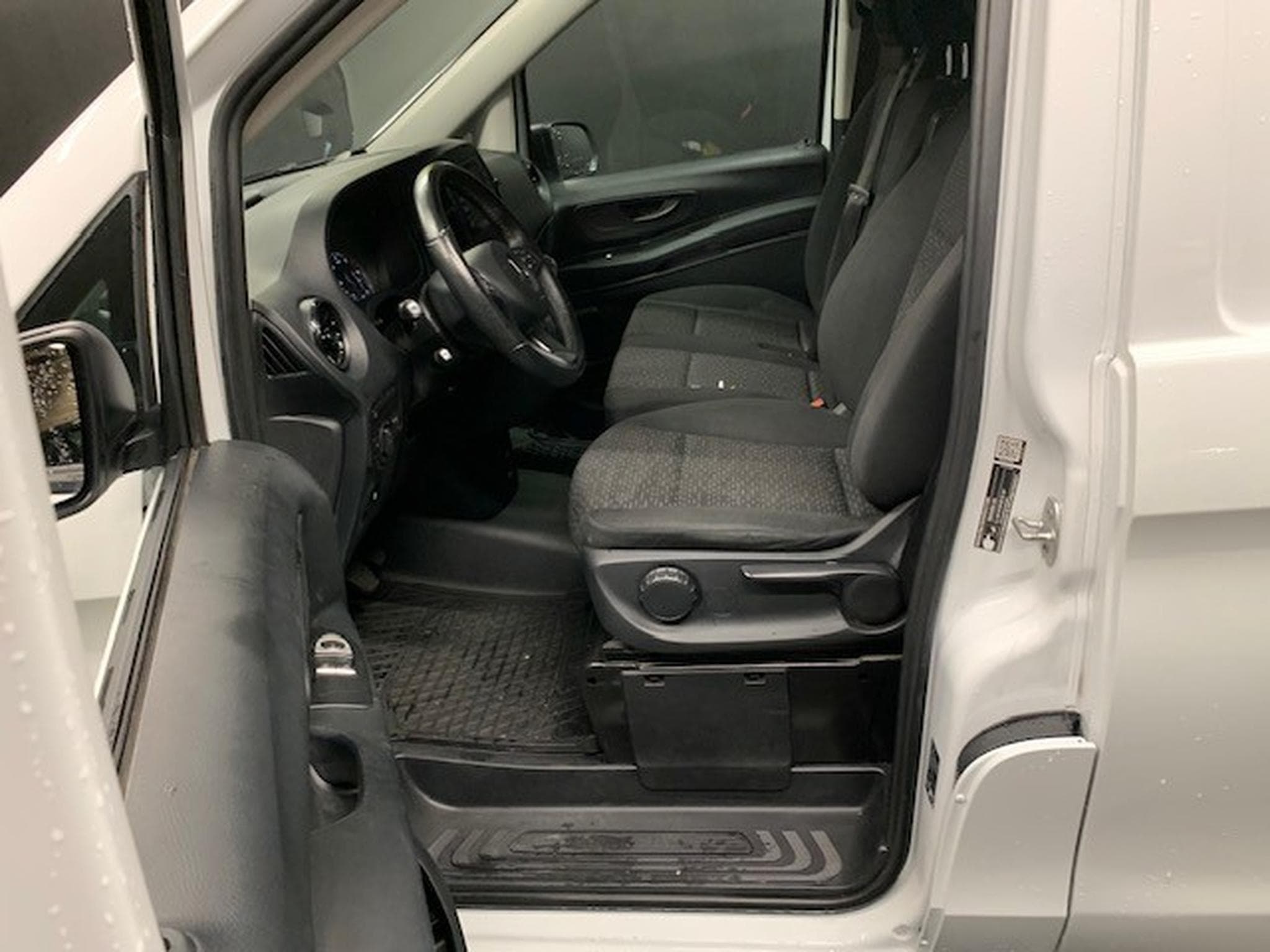 Mercedes Vito 116 CDI LONG (2023) - Photo 2