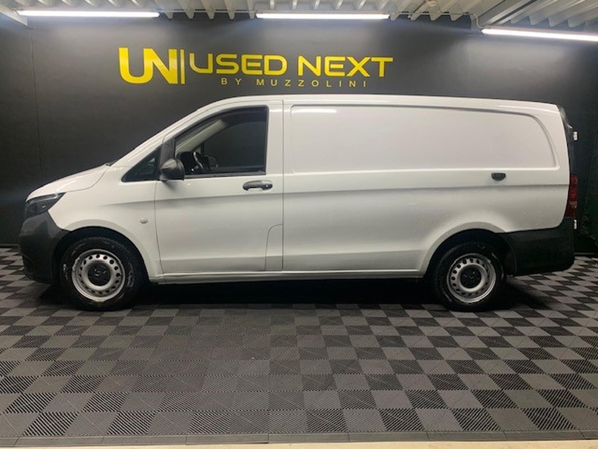 Mercedes Vito 116 CDI LONG (2023) - Photo 6