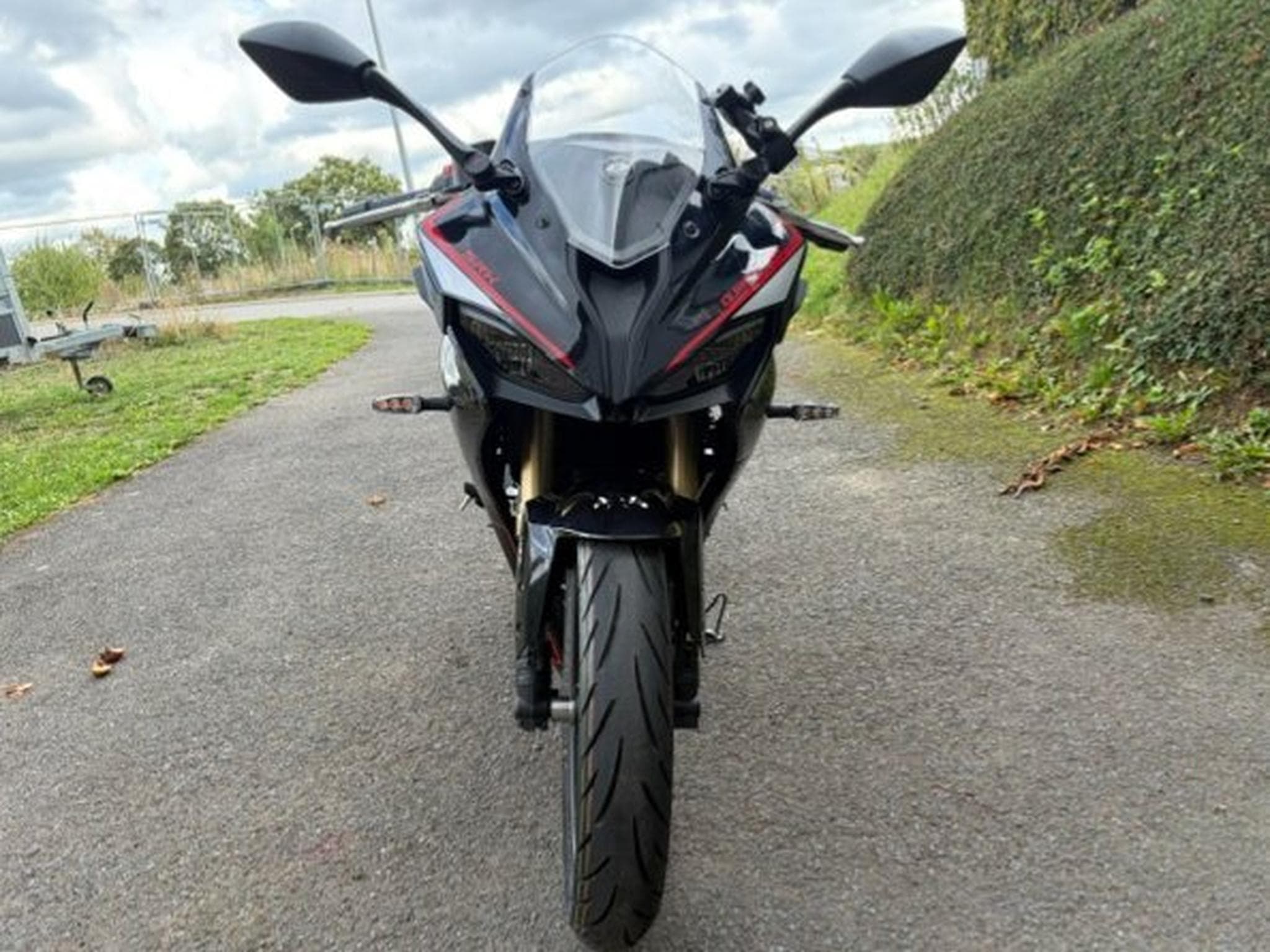 QJmotor SRK 125 R (2026) - Photo 2