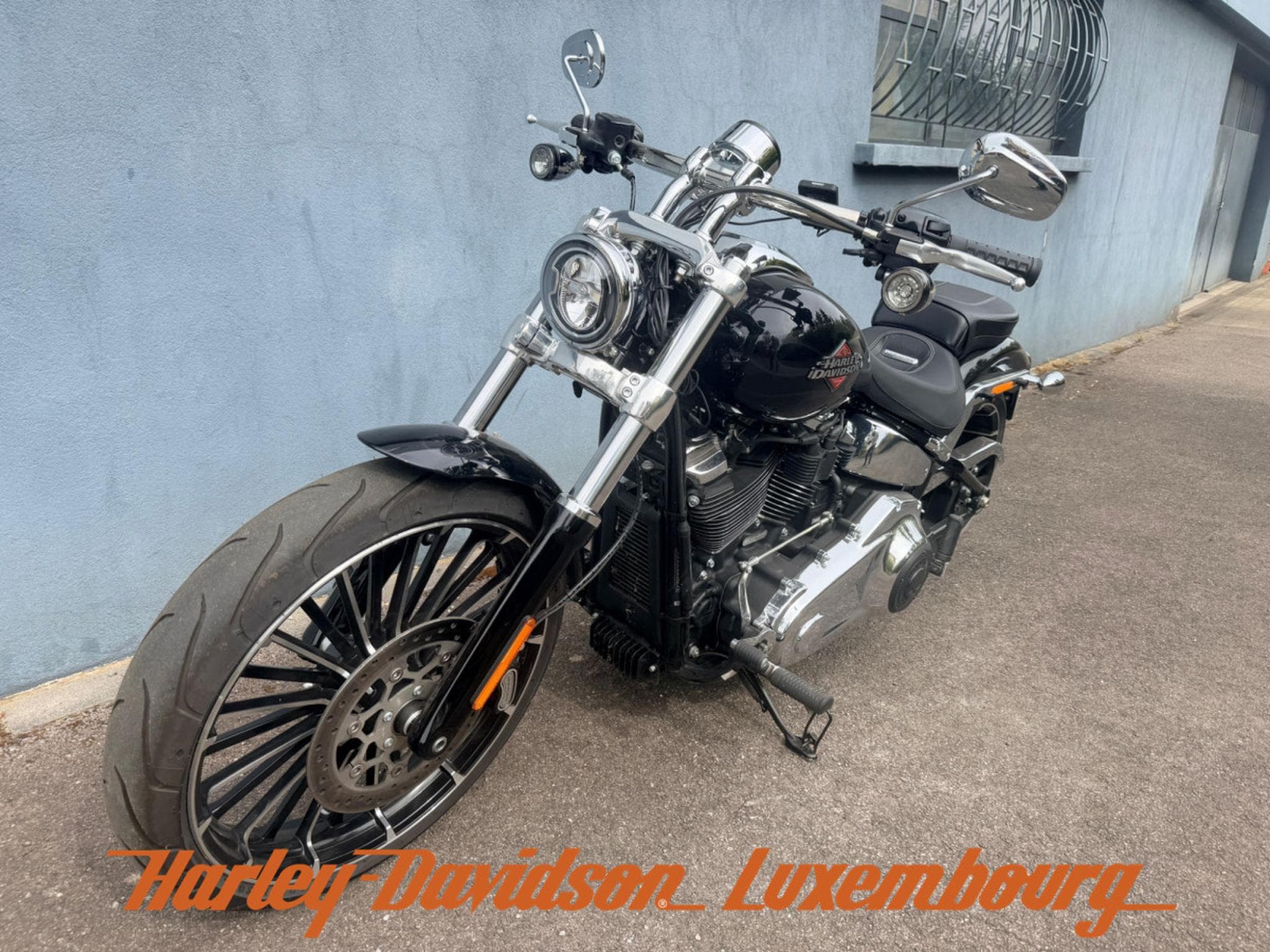 Harley-Davidson Breakout (2025) - Foto 3
