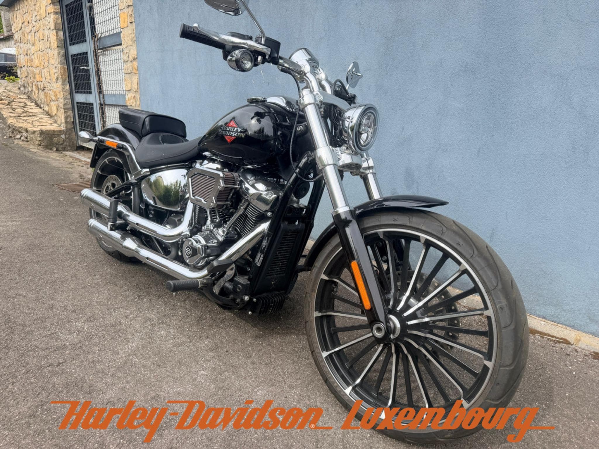 Harley-Davidson Breakout (2025) - Foto 2